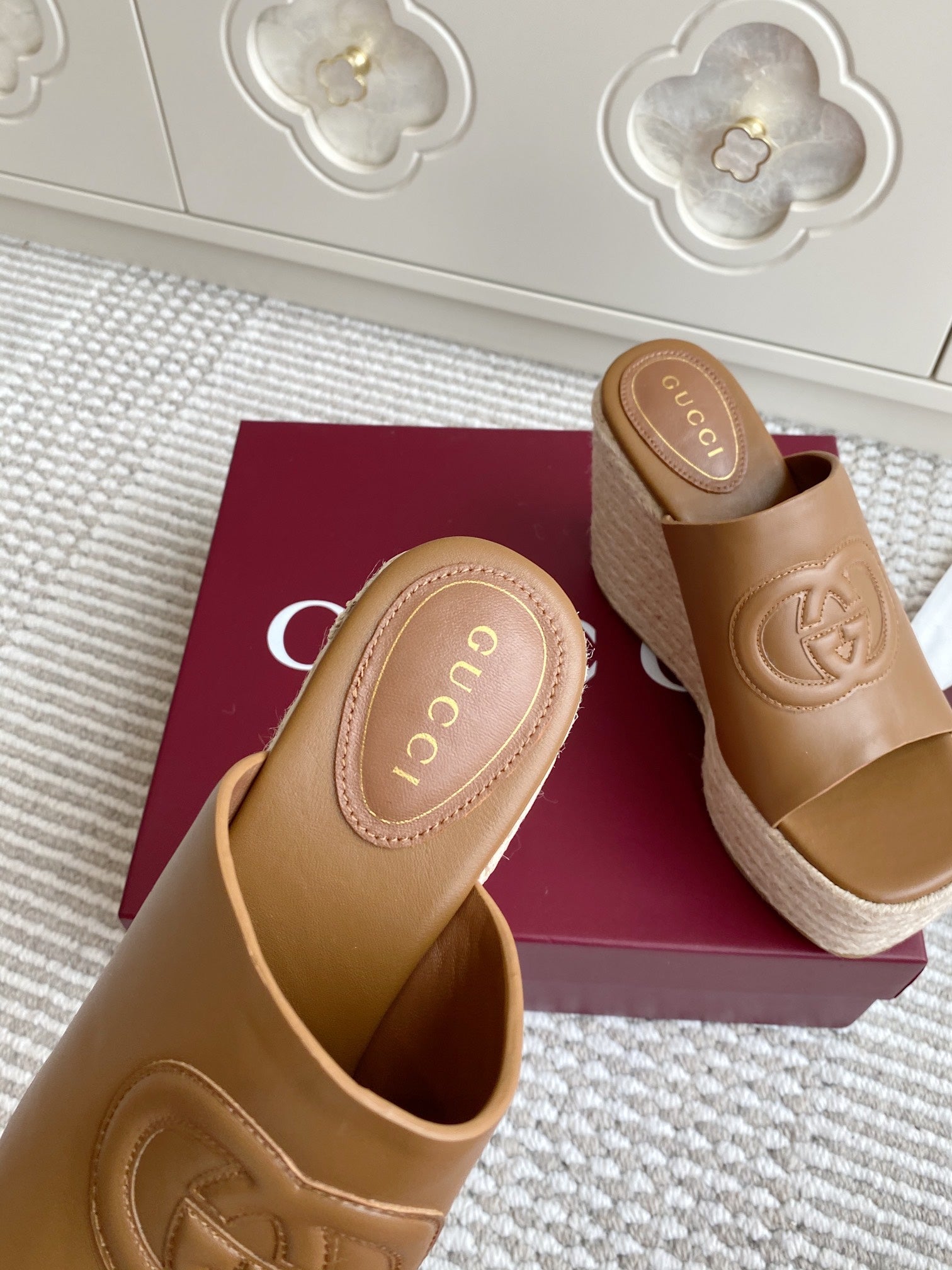 GC 25 Interlocking G Sandal Brown Cord Cowhide 291035