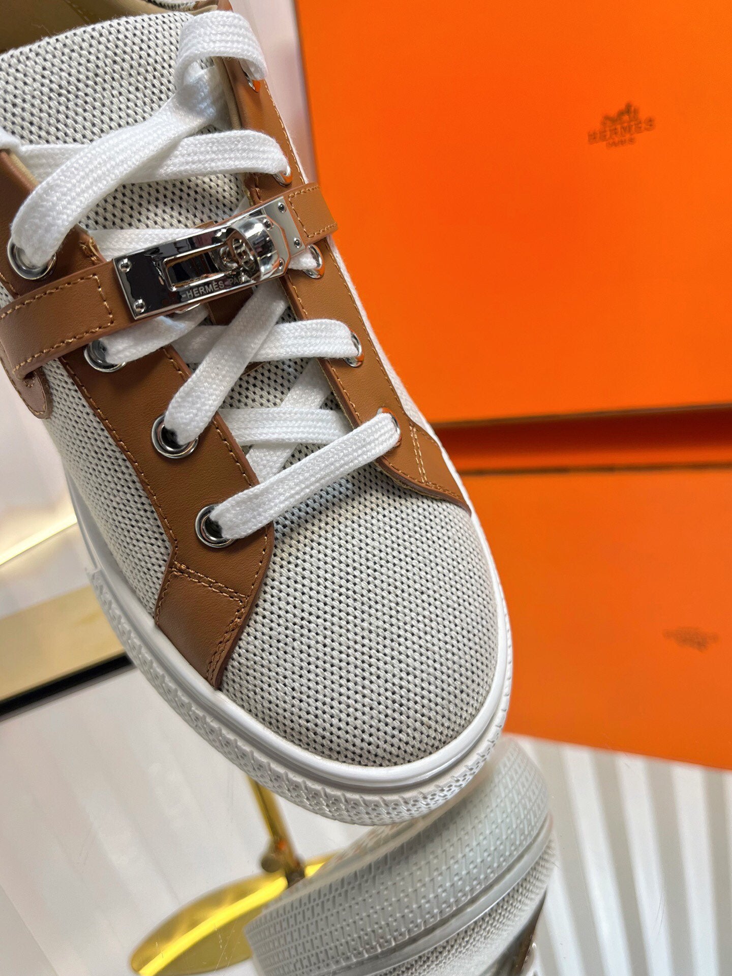 HM Kelly Sneaker Brown Cowhide Fabric 317054