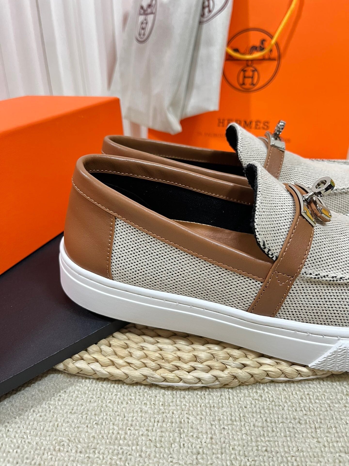 HM Buckle Casual Loafer Brown Cowhide Cloth 317045