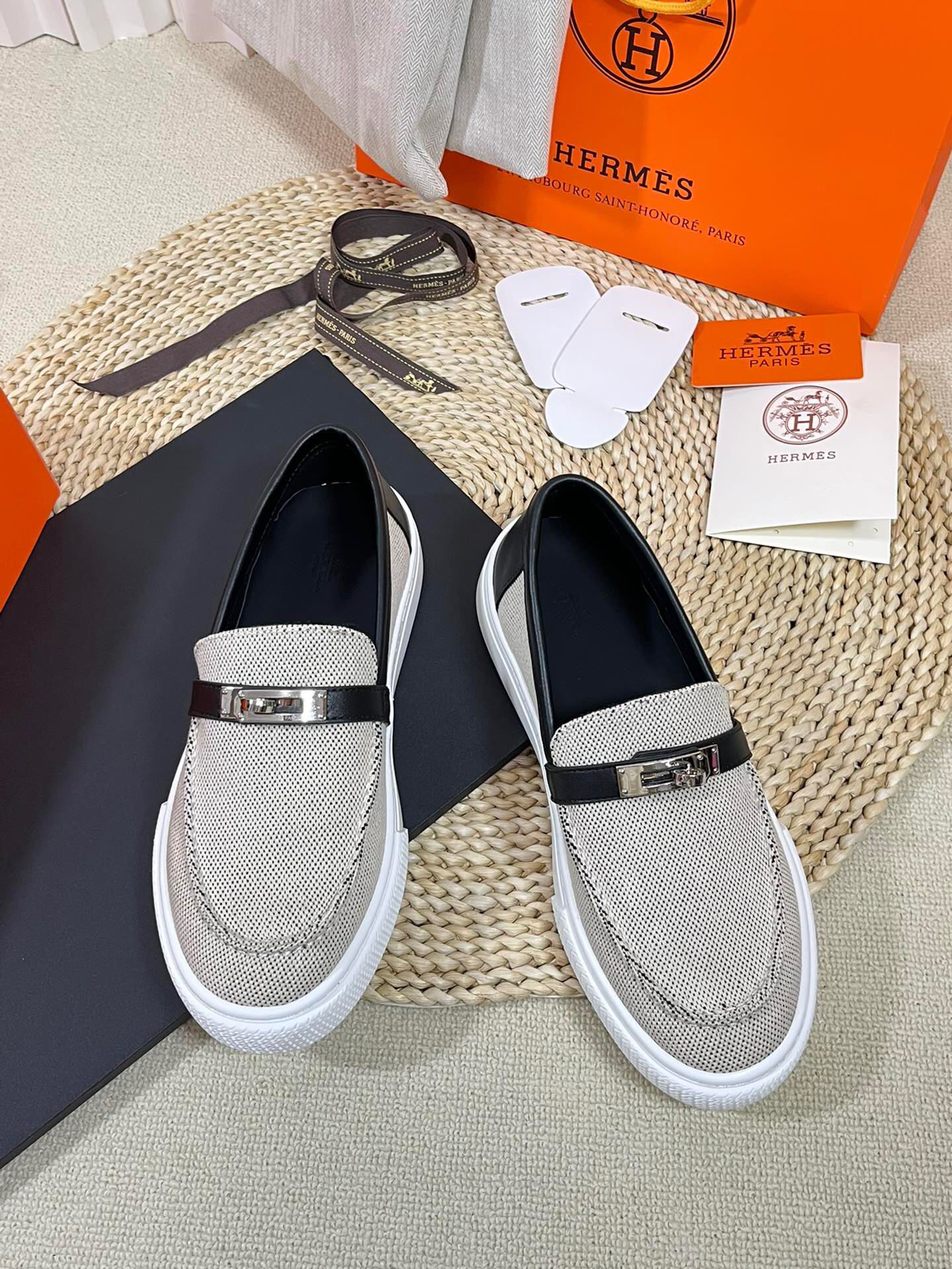 HM Buckle Casual Loafer Black Cowhide Cloth 317046