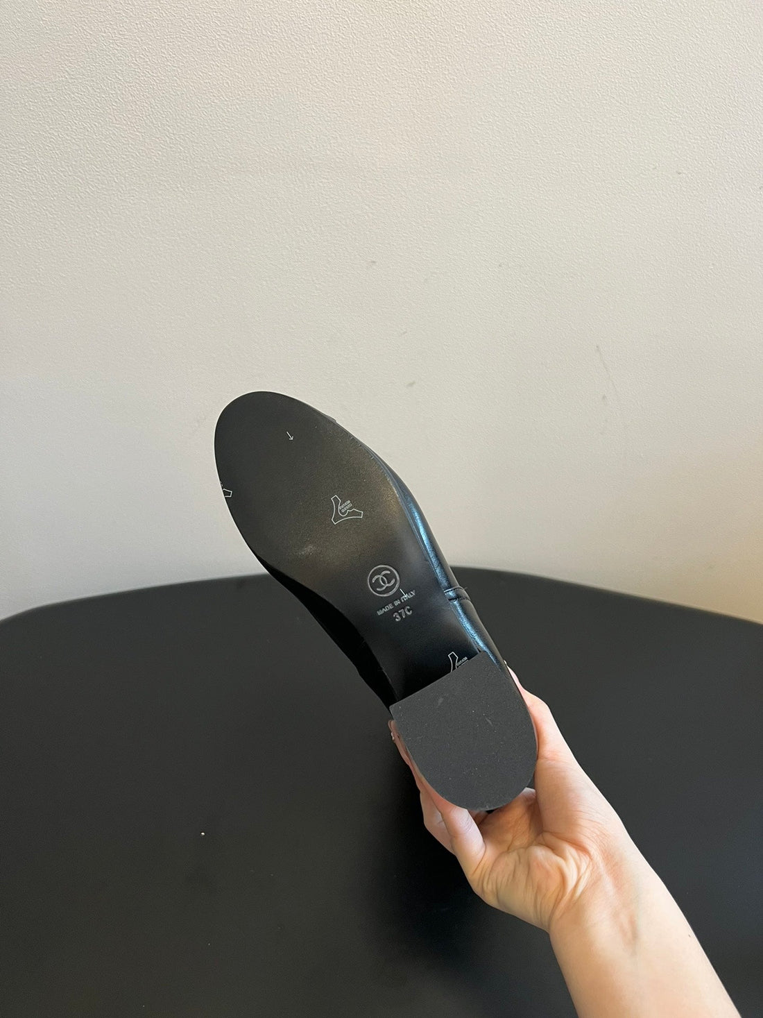 CC 25 Martin Boot Beige Suede Sheepskin 408609