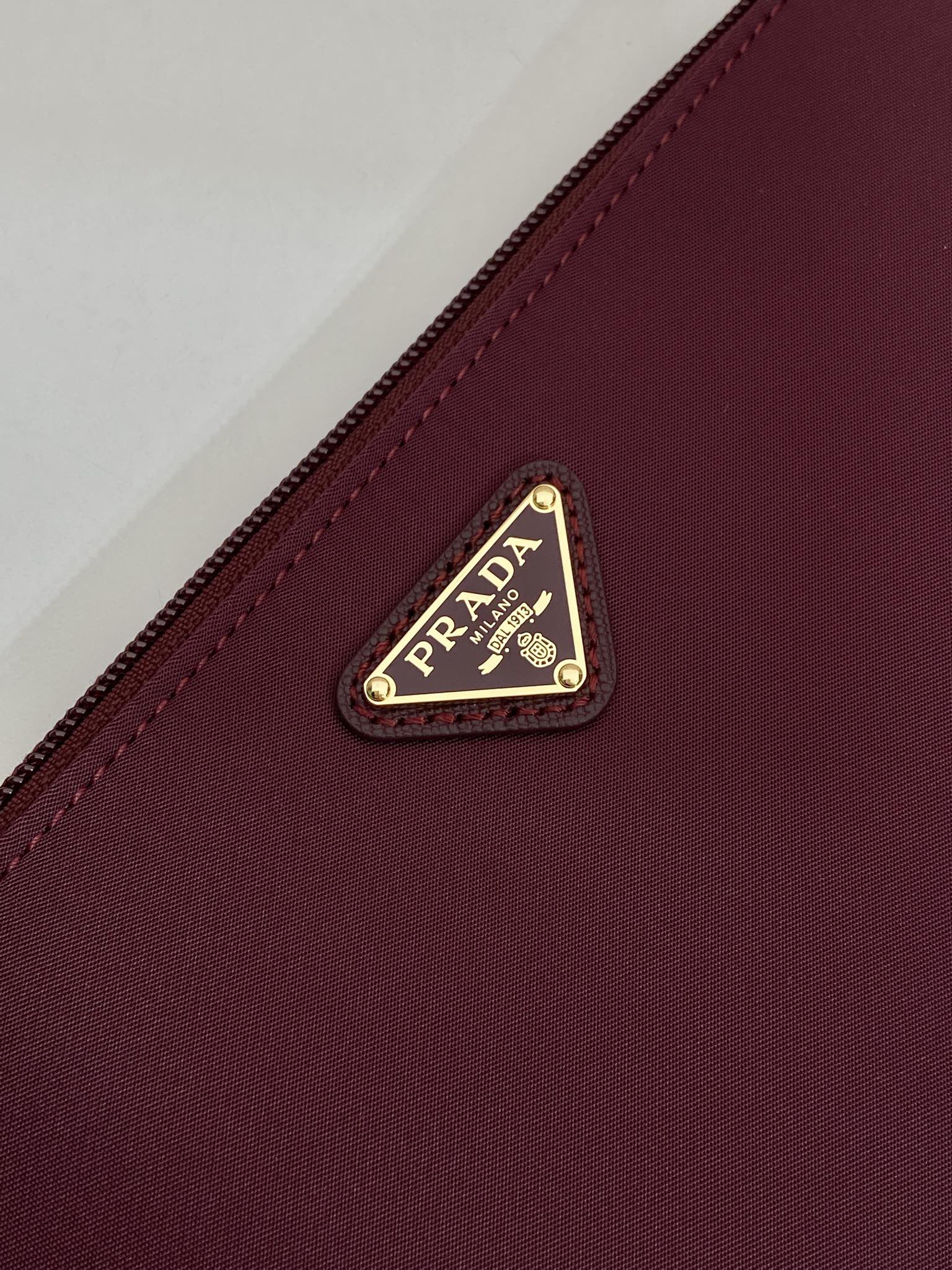 PRA vintage shoulder bag burgundy nylon fabric 280823
