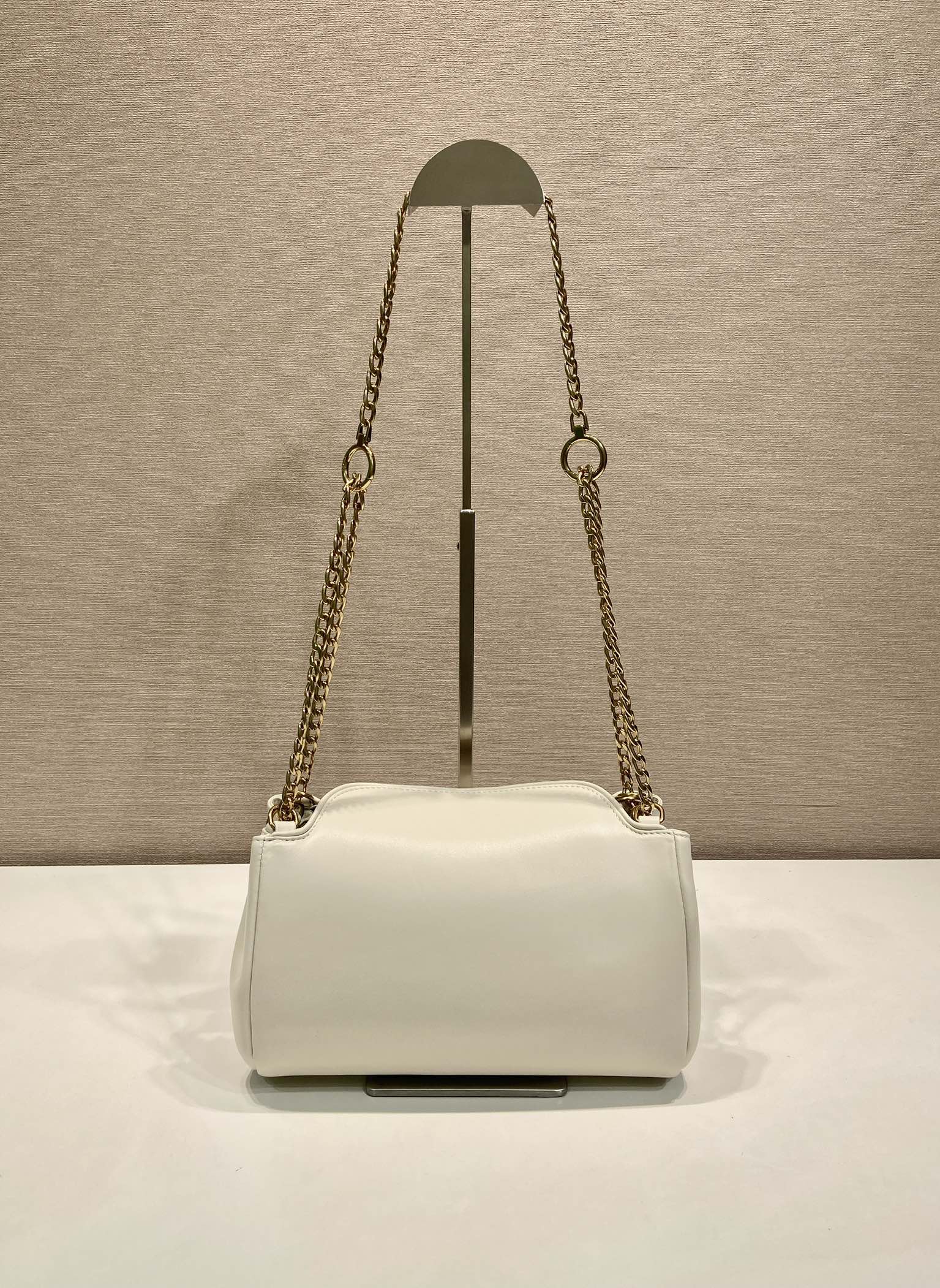 PRA Tumulte bag 24 white leather 280839