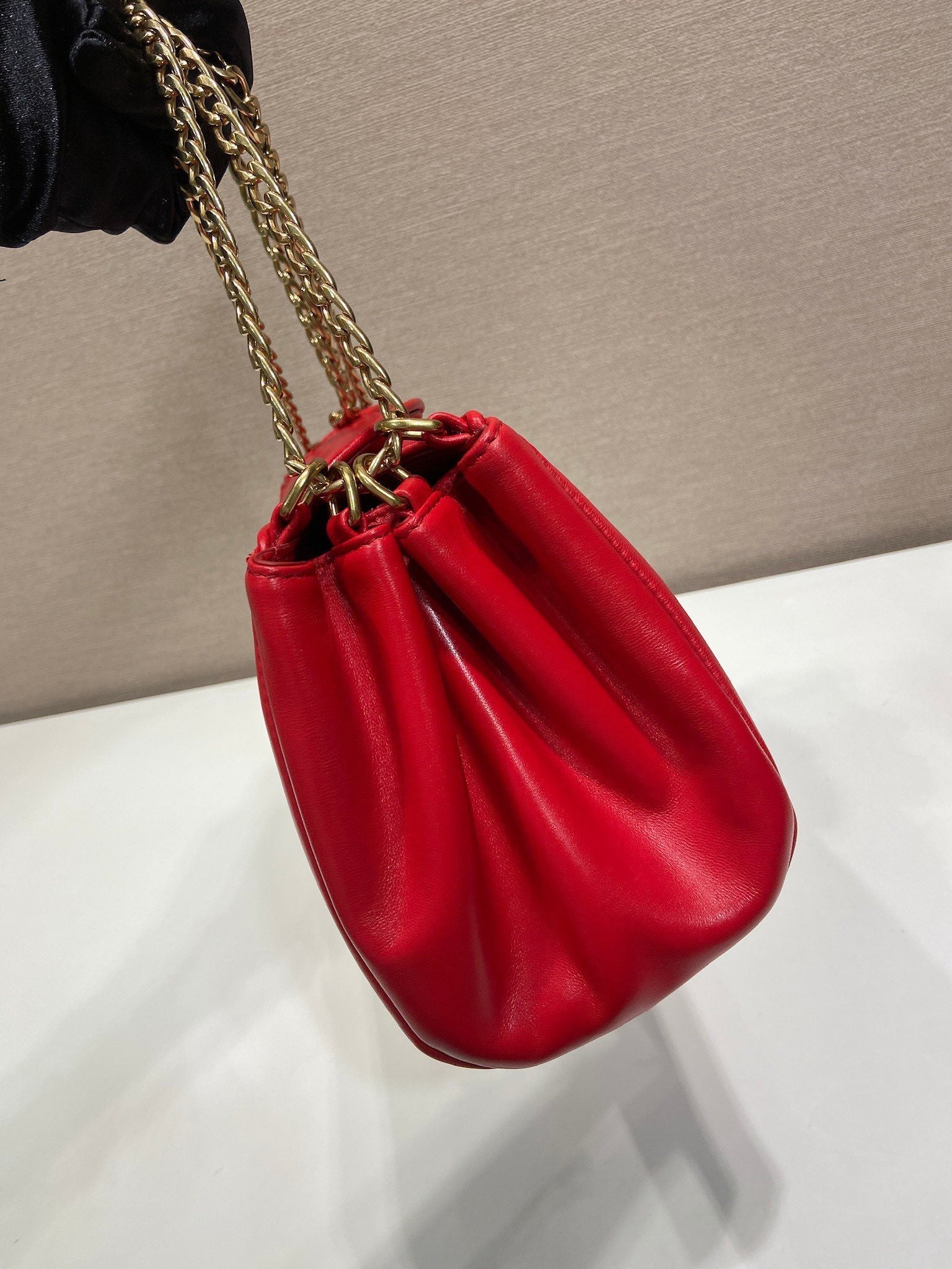 PRA Tumulte bag 24 red leather  280840
