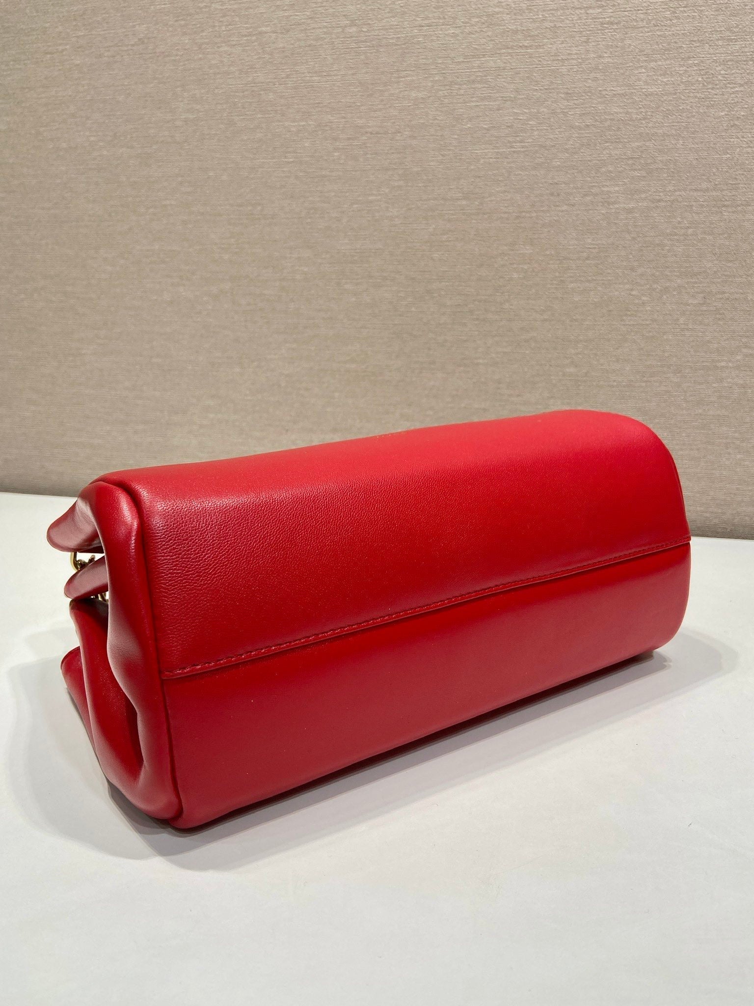 PRA Tumulte bag 24 red leather  280840