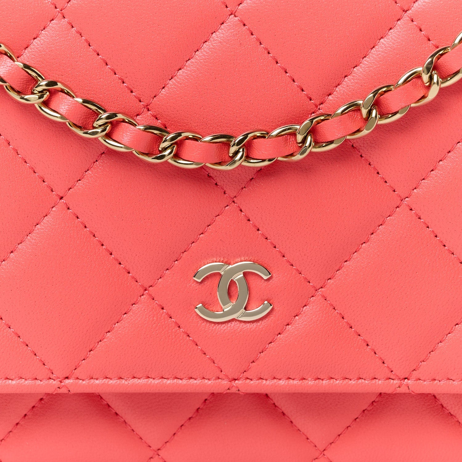 Lambskin Quilted Wallet On Chain WOC Coral