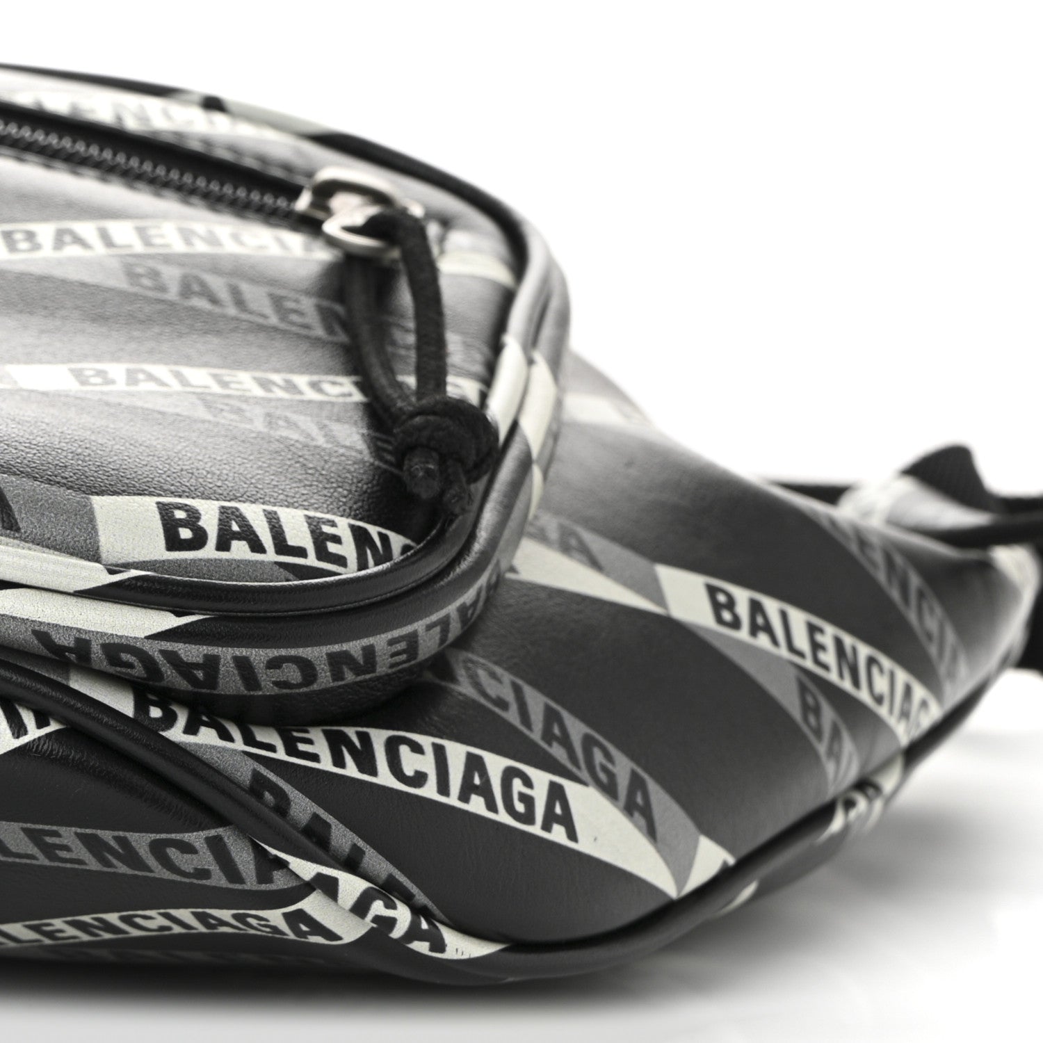 Smooth Calfskin Losange Monogram Explorer Belt Bag Black Grey