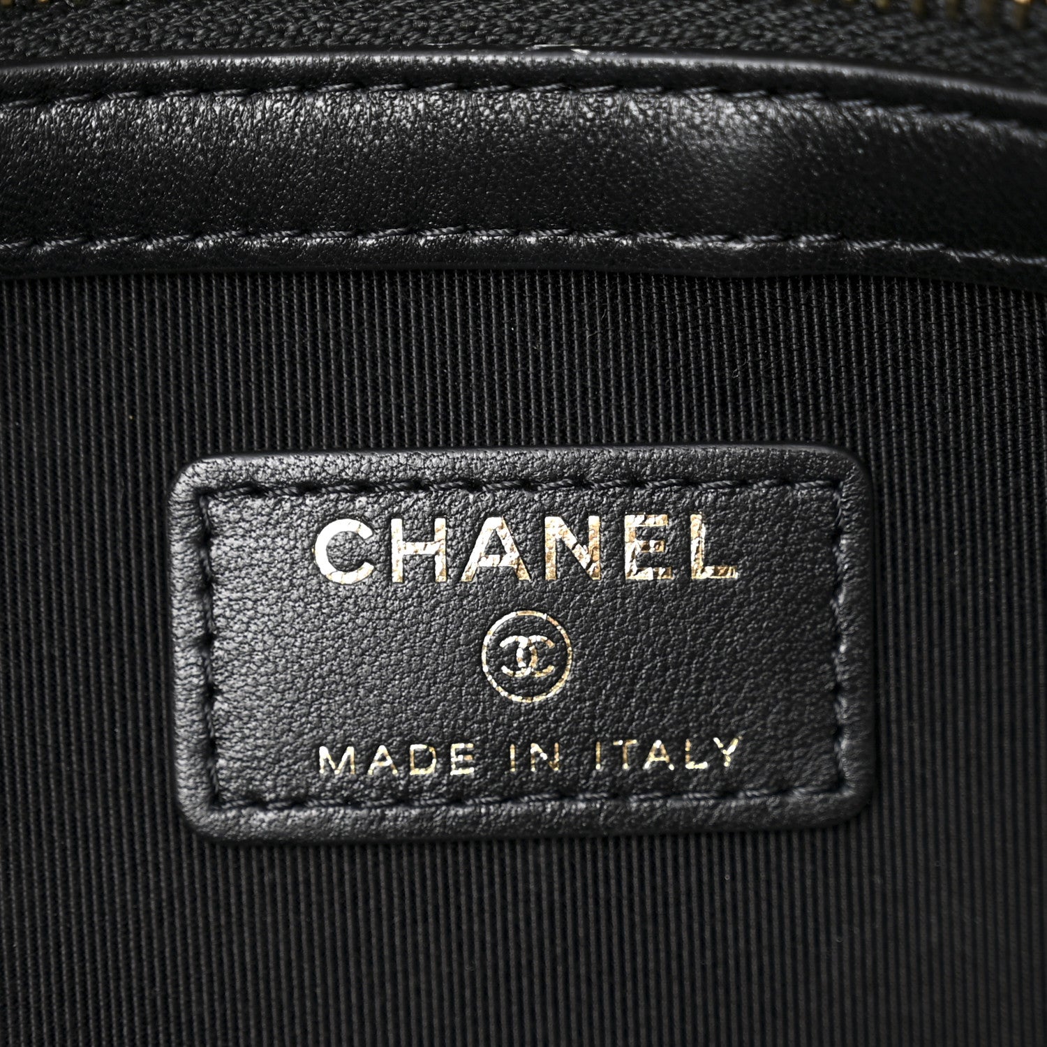 Lambskin Enamel Quilted Document Portfolio Holder Black