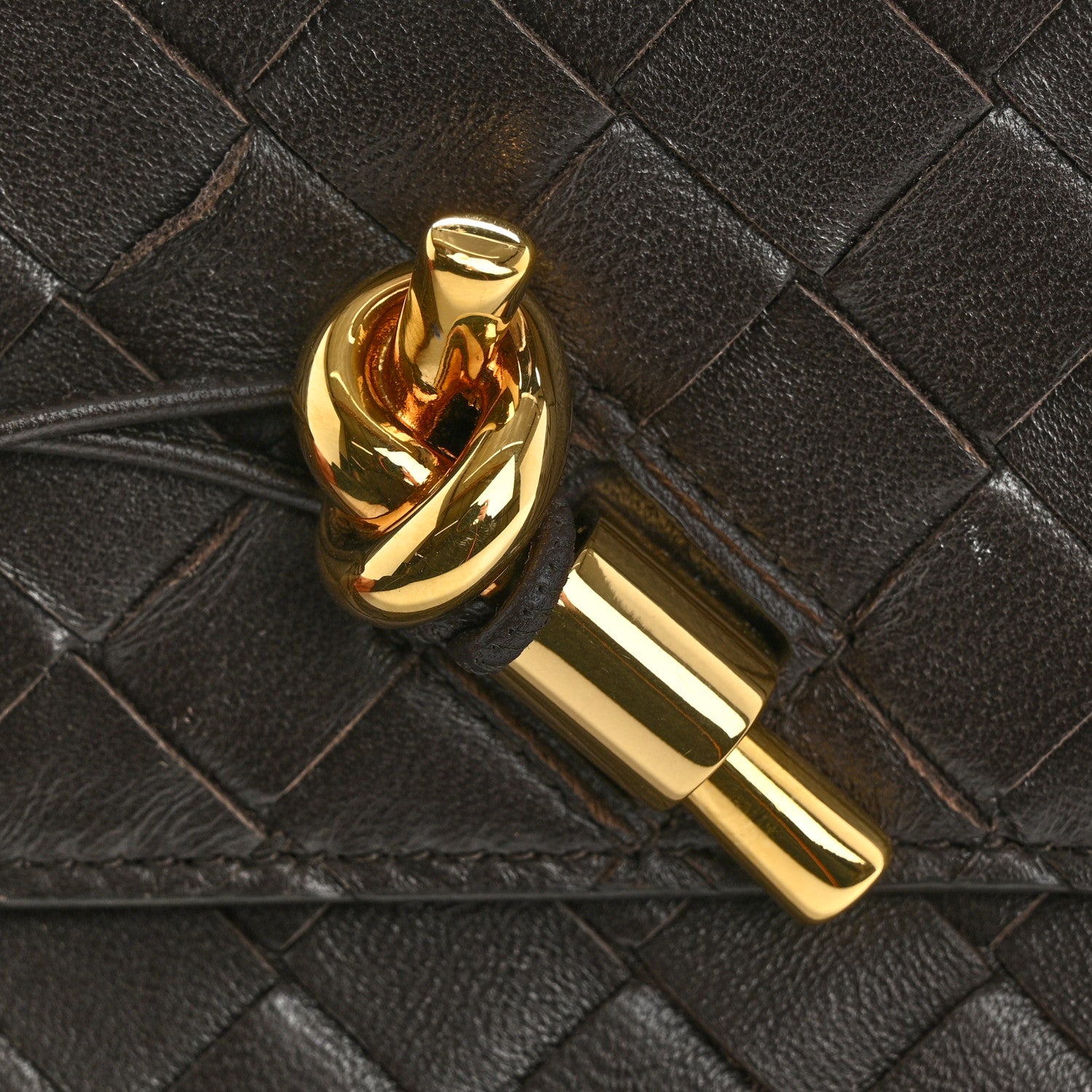 Nappa Intrecciato Long Andiamo Top Handle Clutch Fondant