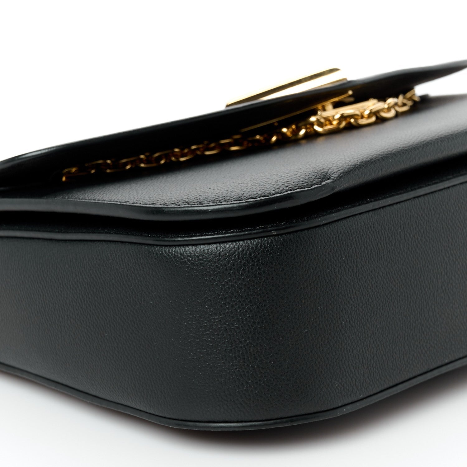 Calfskin Monogram Very Messenger Black
