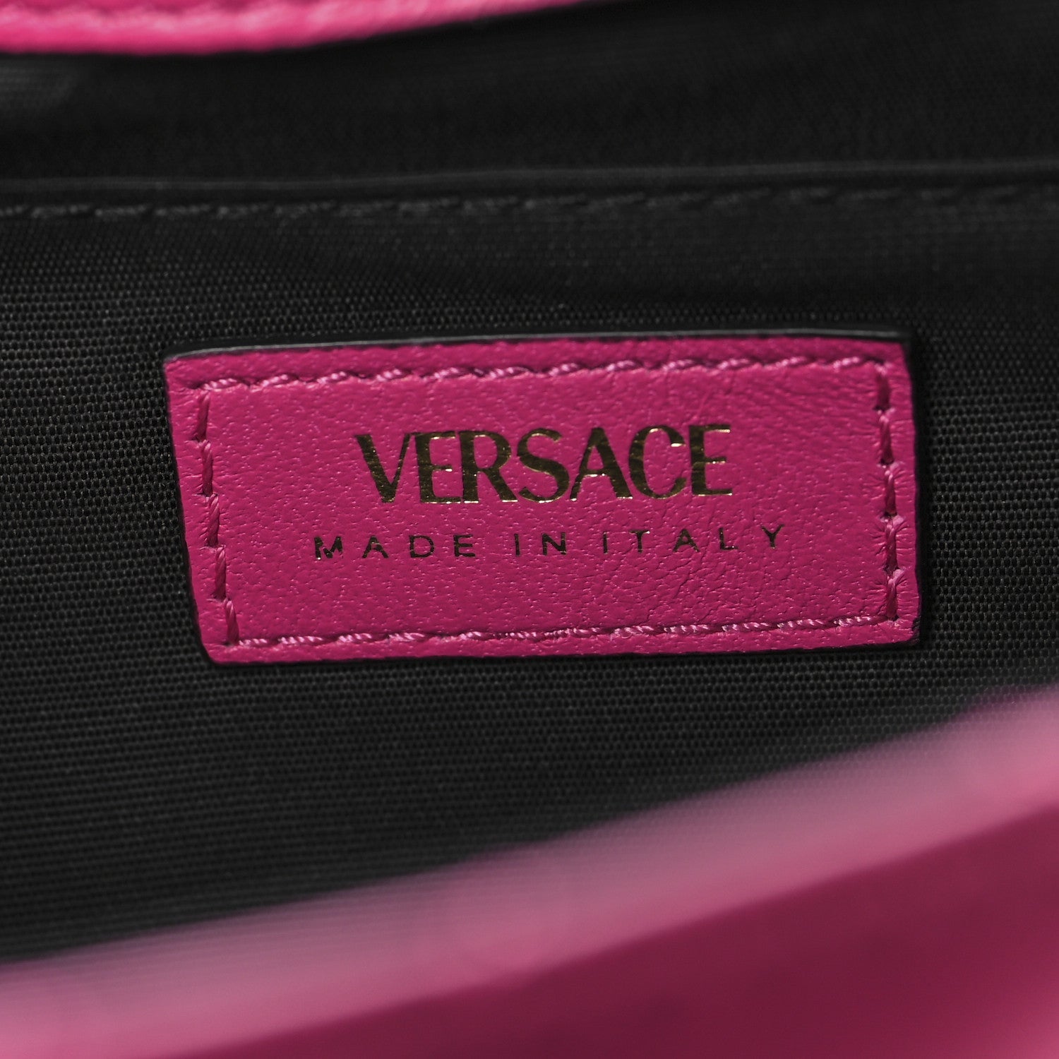 Nappa Quilted Medusa Chain Crossbody Pink