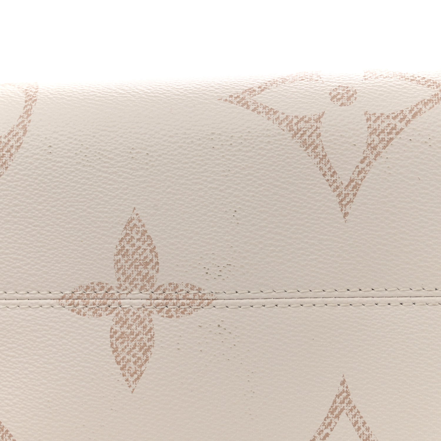 Monogram Dune Giant Onthego MM