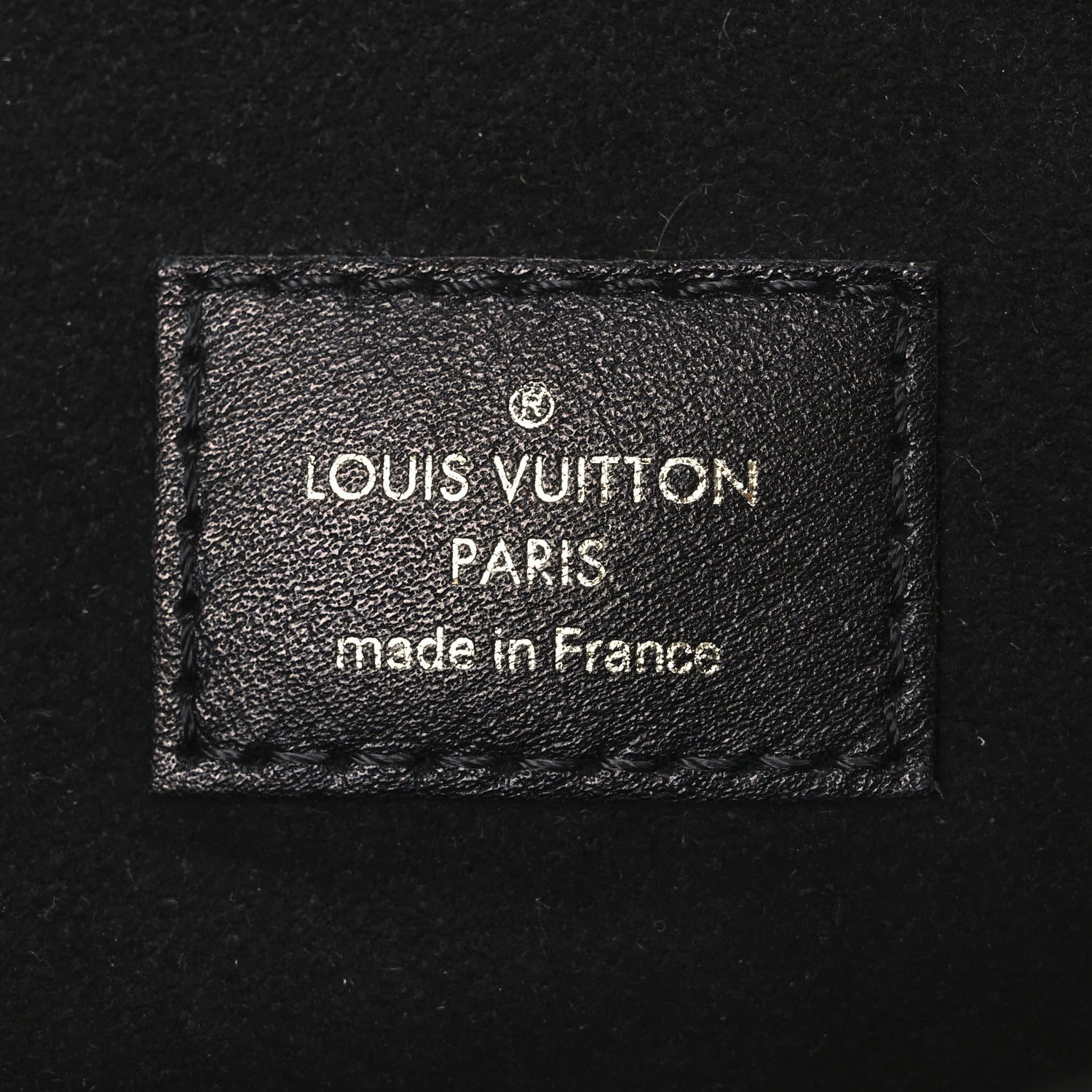 Reverse Monogram Pochette Metis