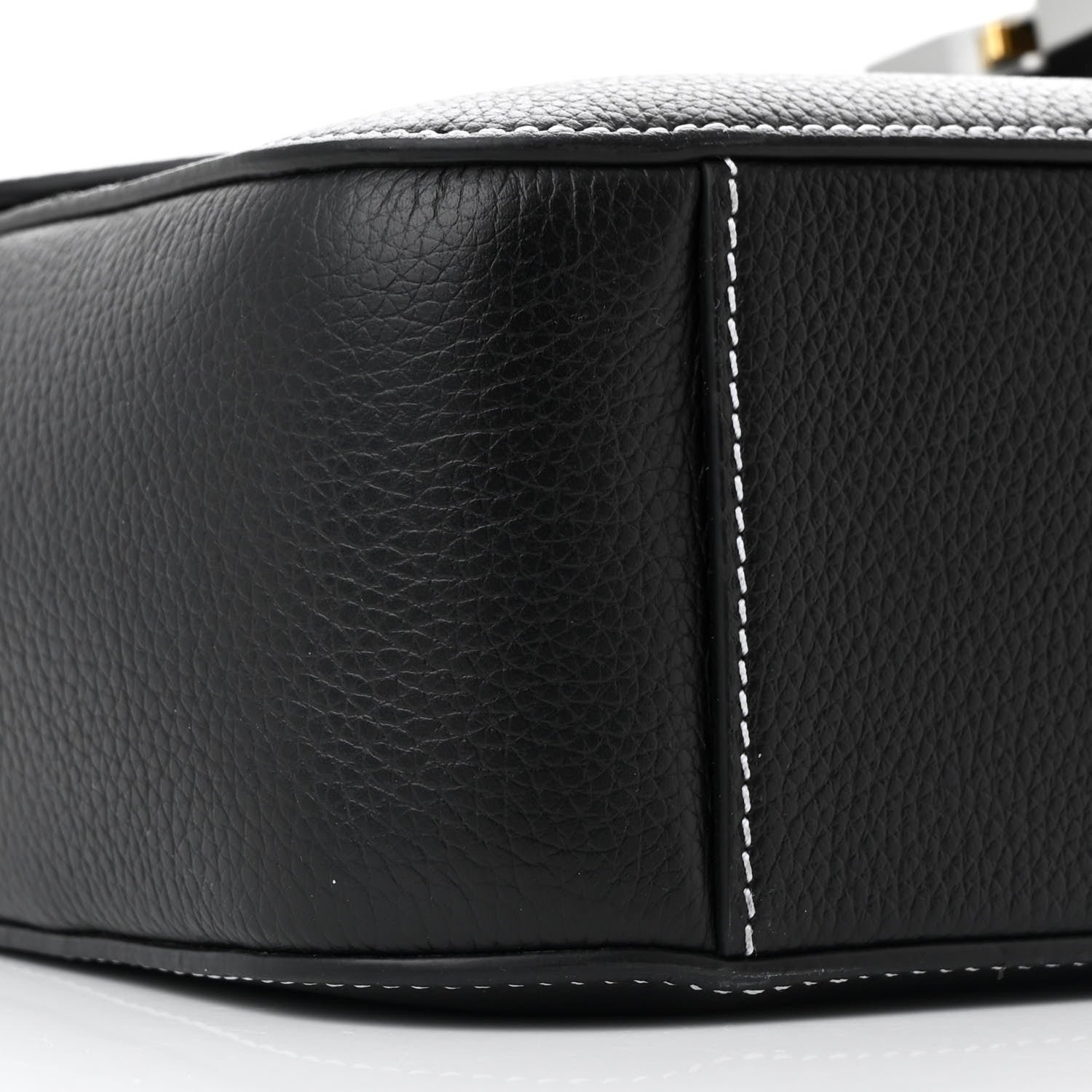 Grained Calfskin Medium Saddle Messenger Bag Black
