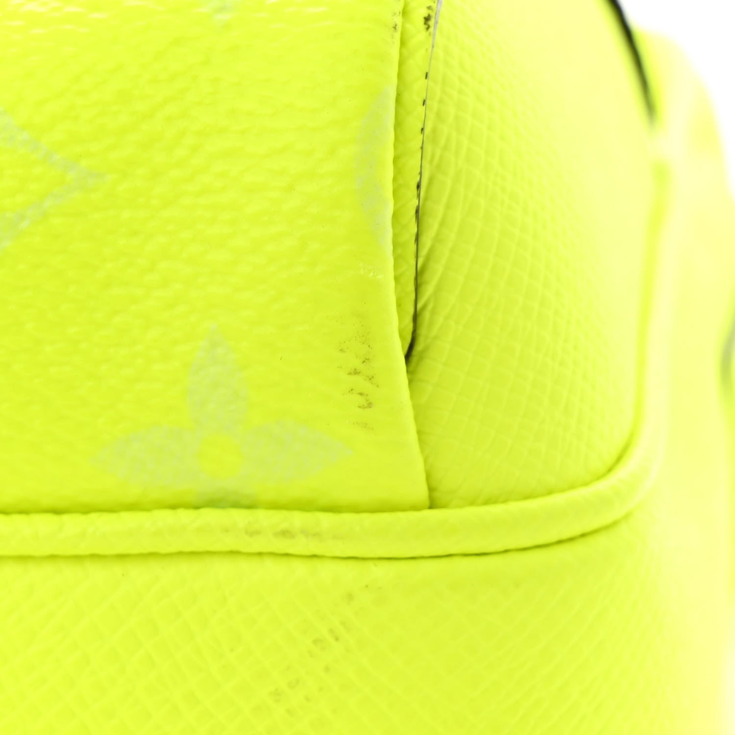 Taigarama Outdoor Messenger Neon Yellow