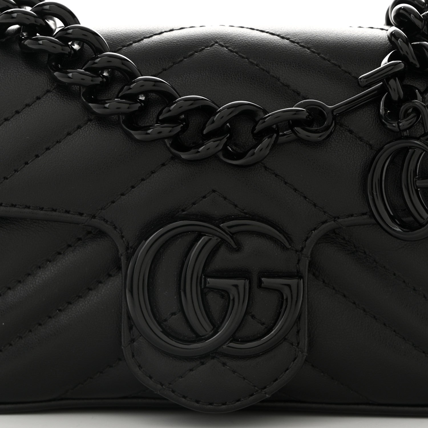 Calfskin Matelasse Monochrome GG Marmont Chain Belt Bag Black