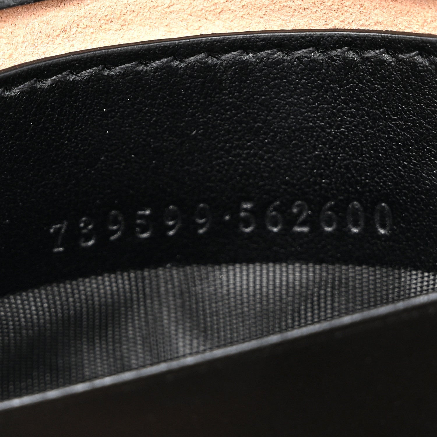 Calfskin Matelasse Monochrome GG Marmont Chain Mini Belt Bag Black