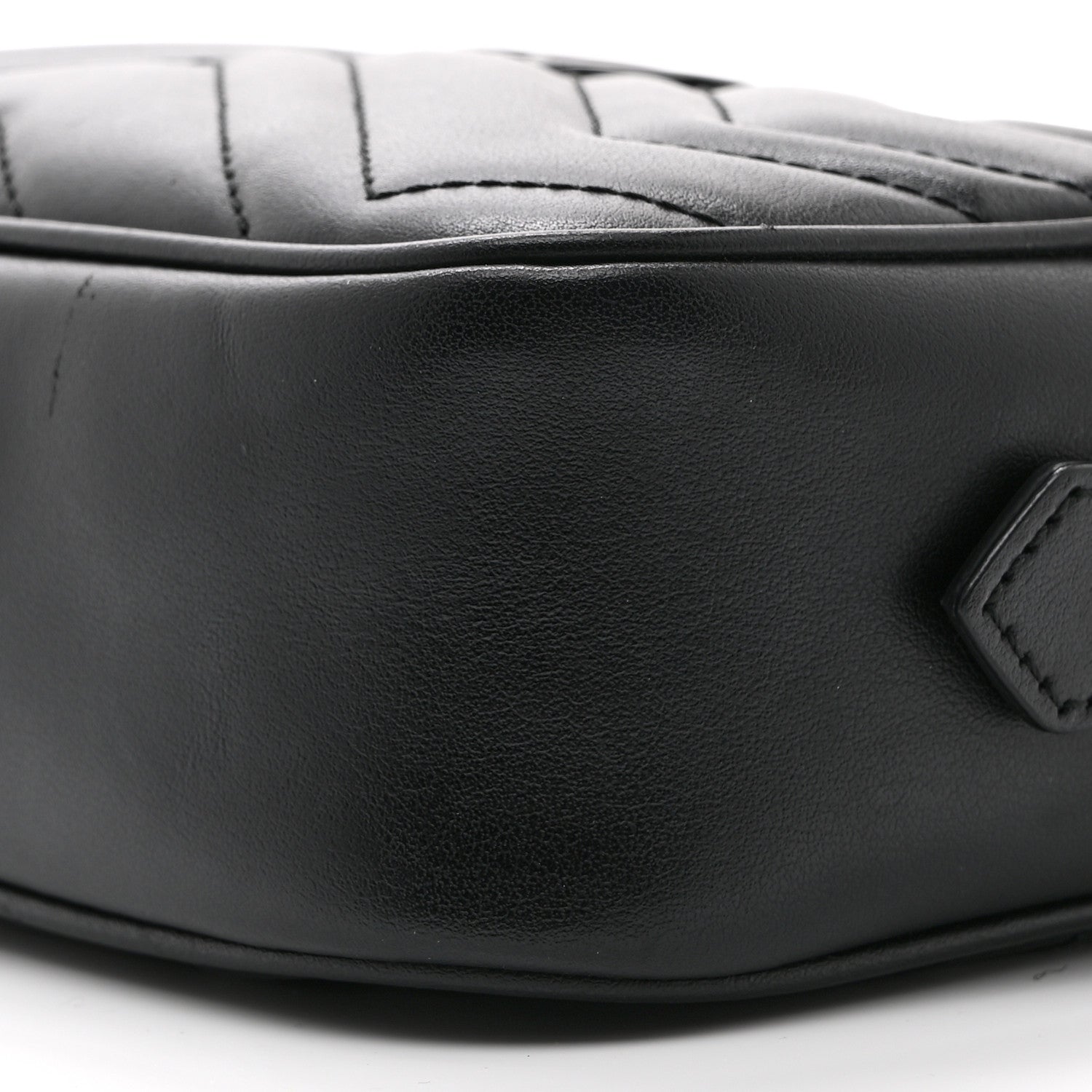 Calfskin Matelasse Monochrome Mini GG Marmont Chain Shoulder Bag Black