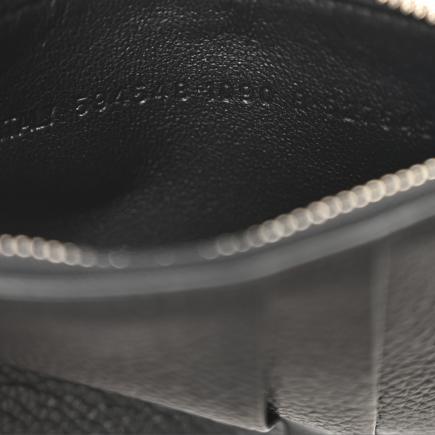 Grained Calfskin Paris Logo Cash Coin Card Holder On Keychain Black