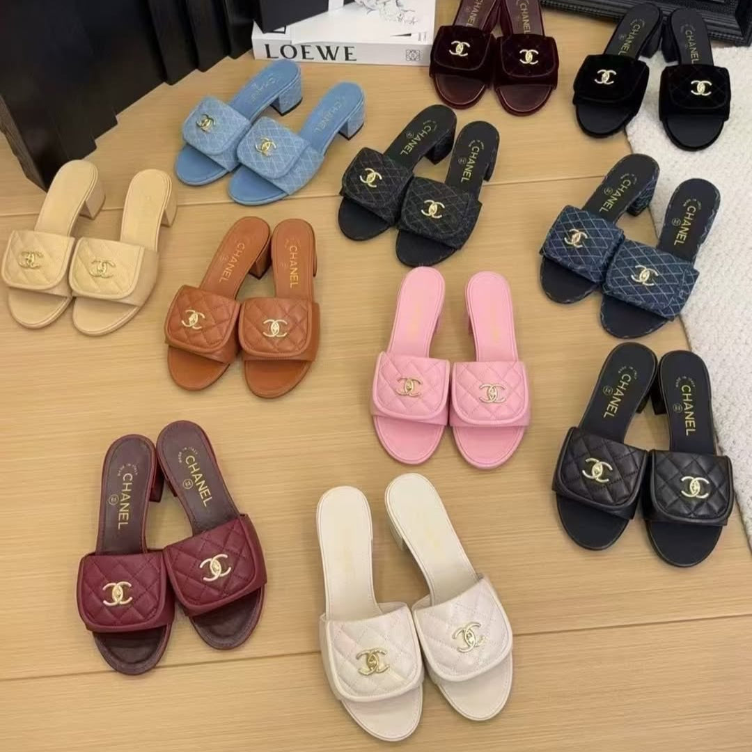 CC 25F Sandal Heel 5cm Quilted