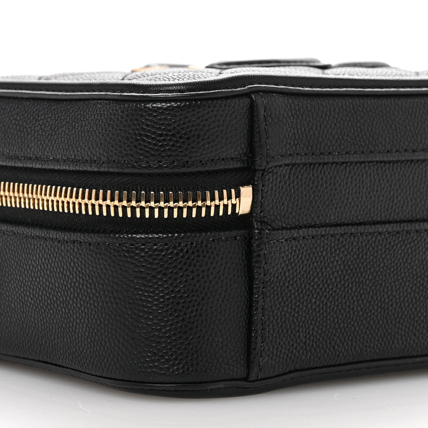 Caviar Quilted Small CC Filigree Vanity Case Black