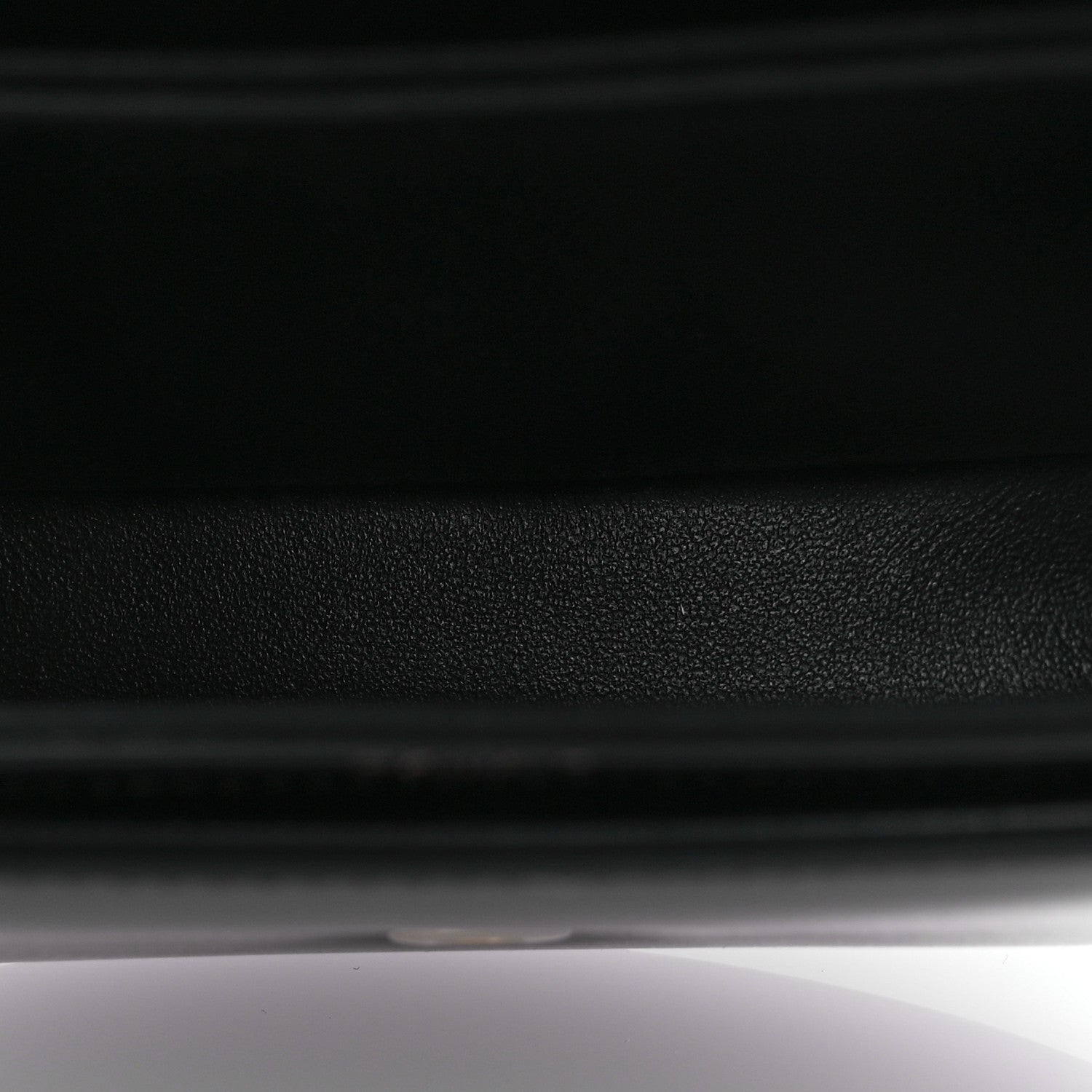 Shiny Calfskin Triomphe Mini Besace Clea Black