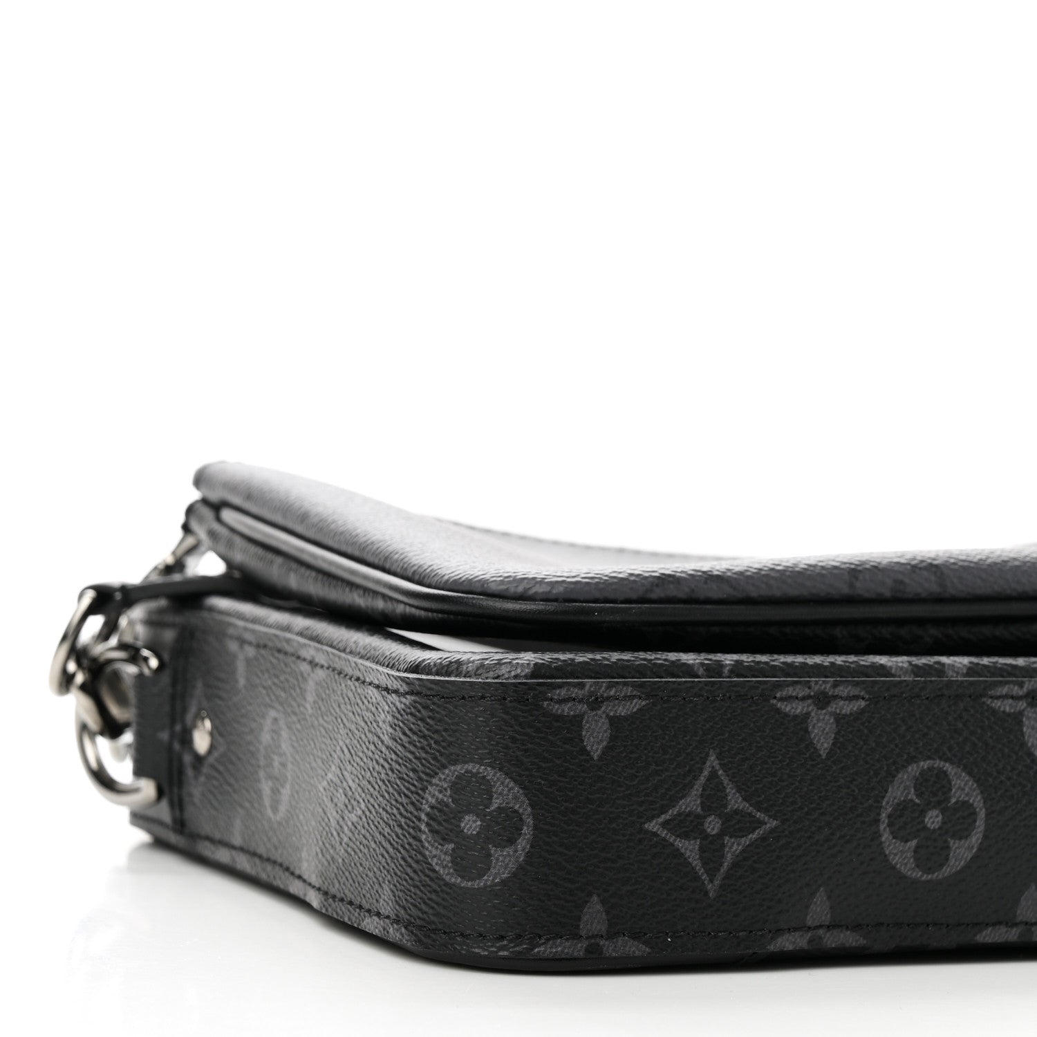 Reverse Monogram Eclipse Trio Messenger