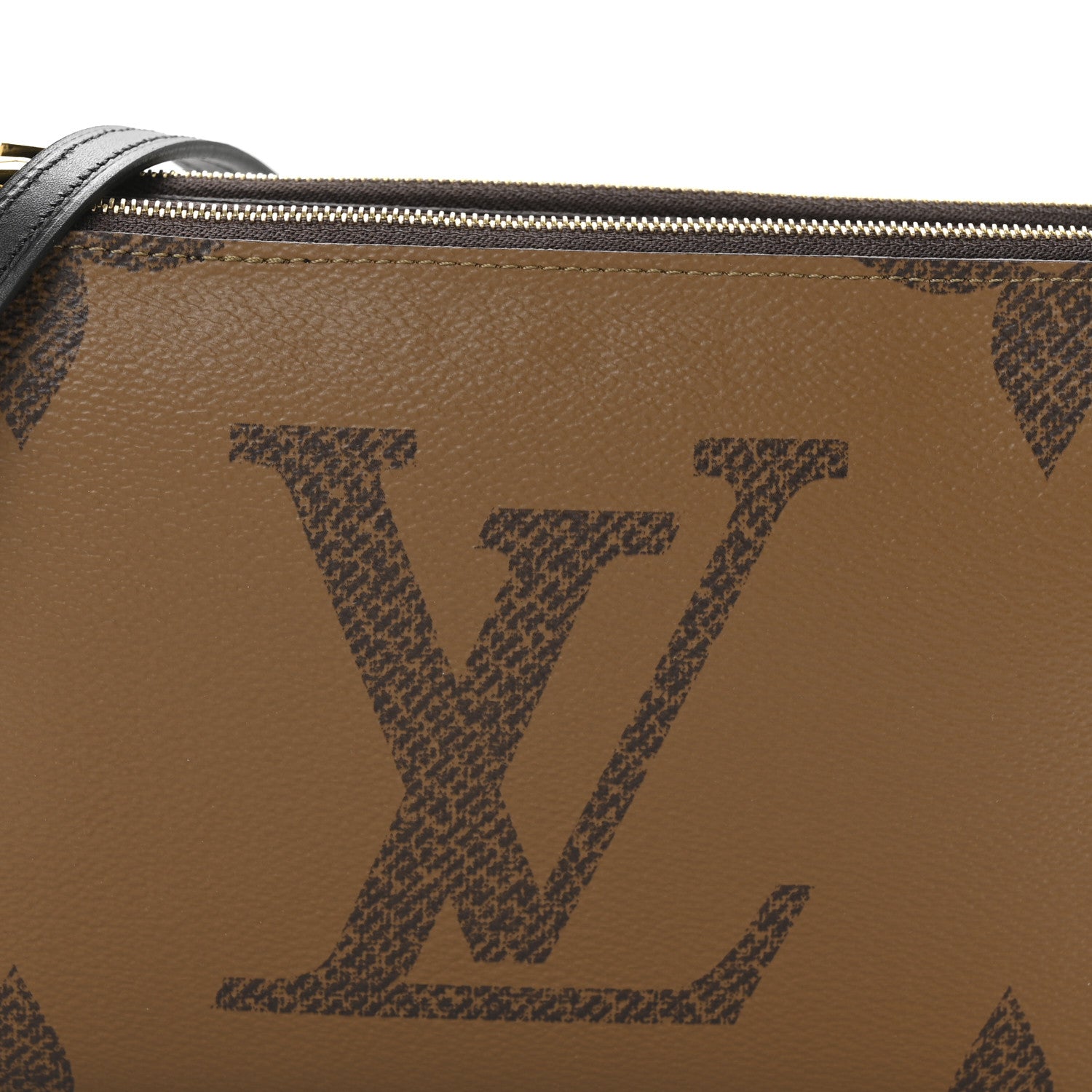 Reverse Monogram Giant Double Zip Pochette