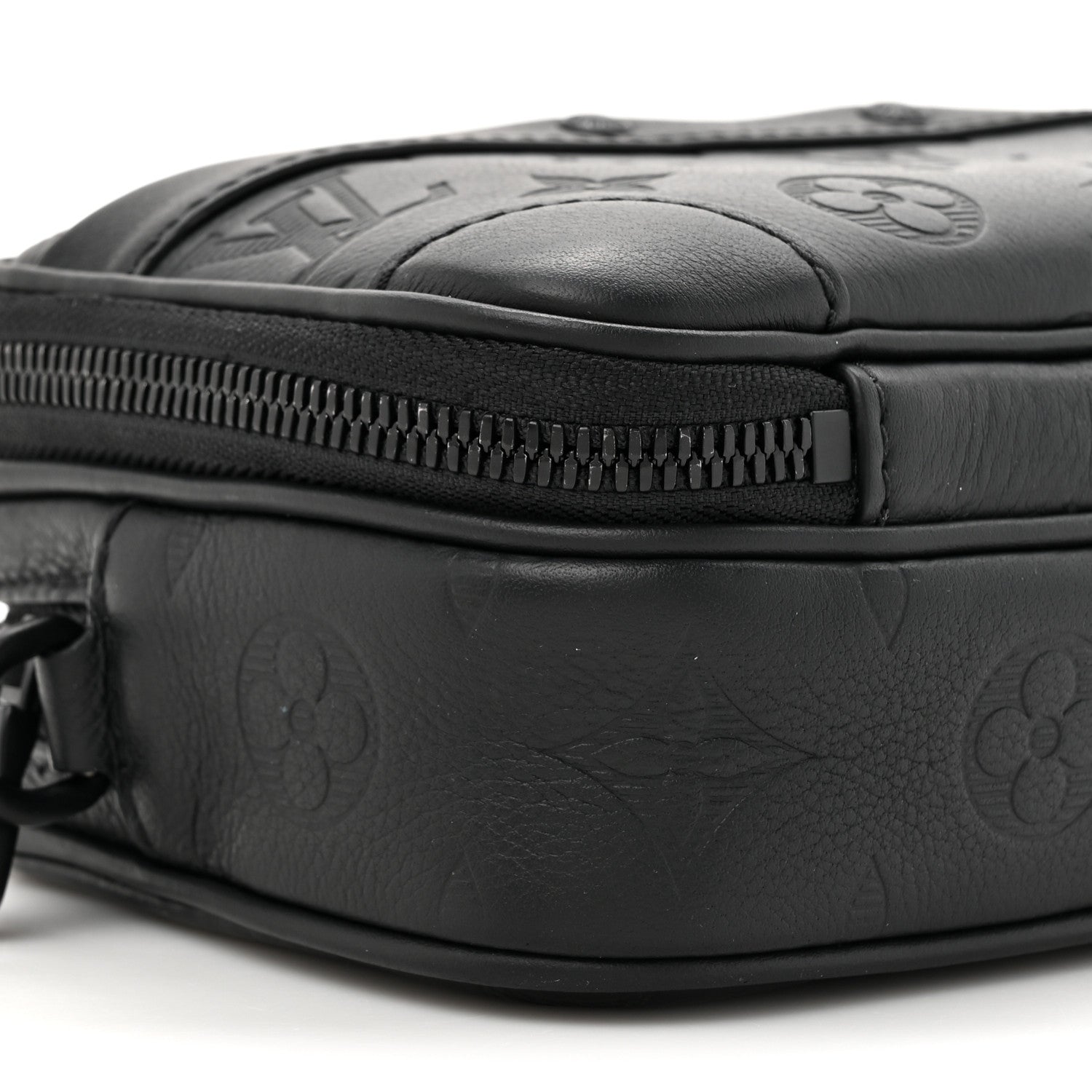 Monogram Shadow Alpha Wearable Wallet