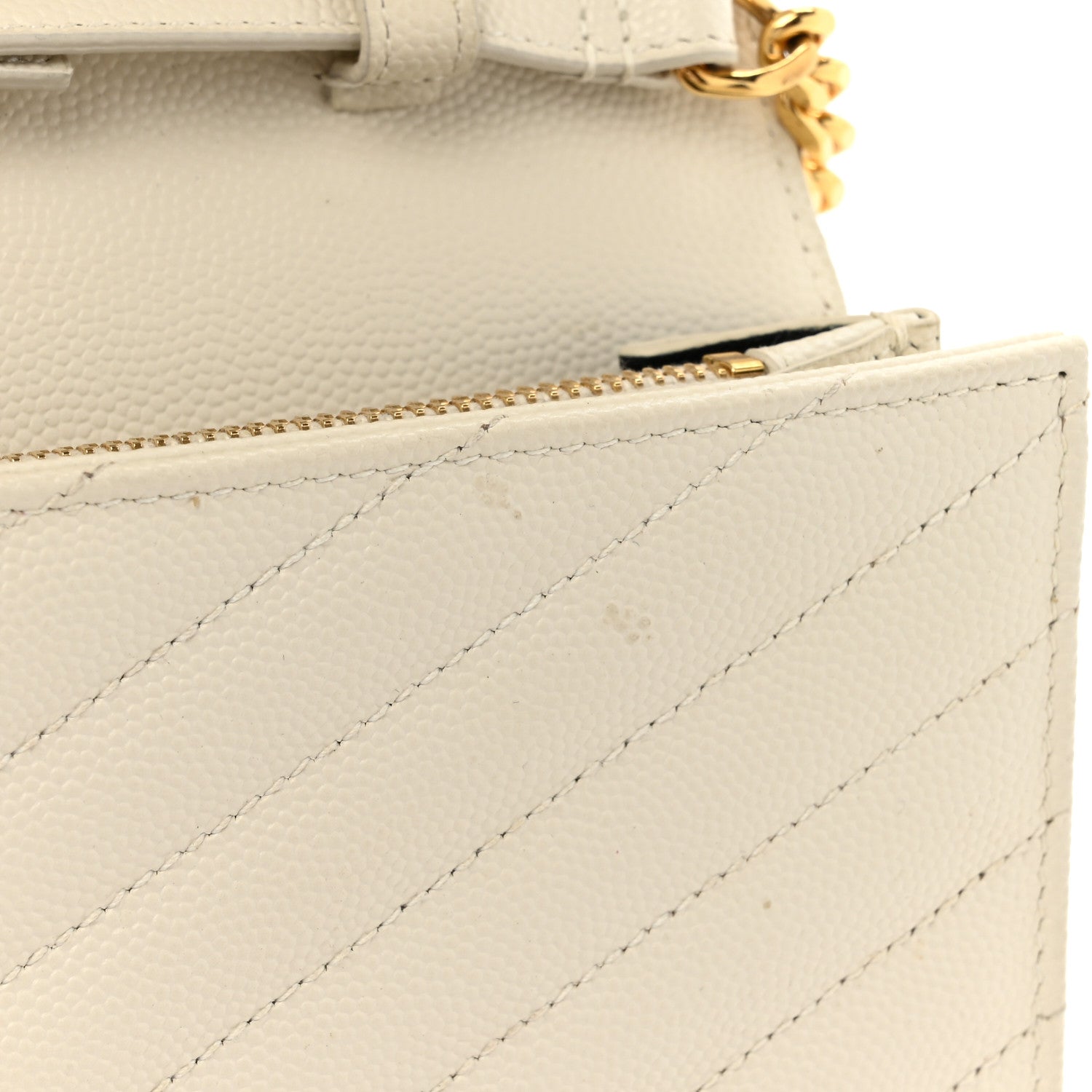 Grain De Poudre Matelasse Chevron Monogram Chain Wallet Crema Soft