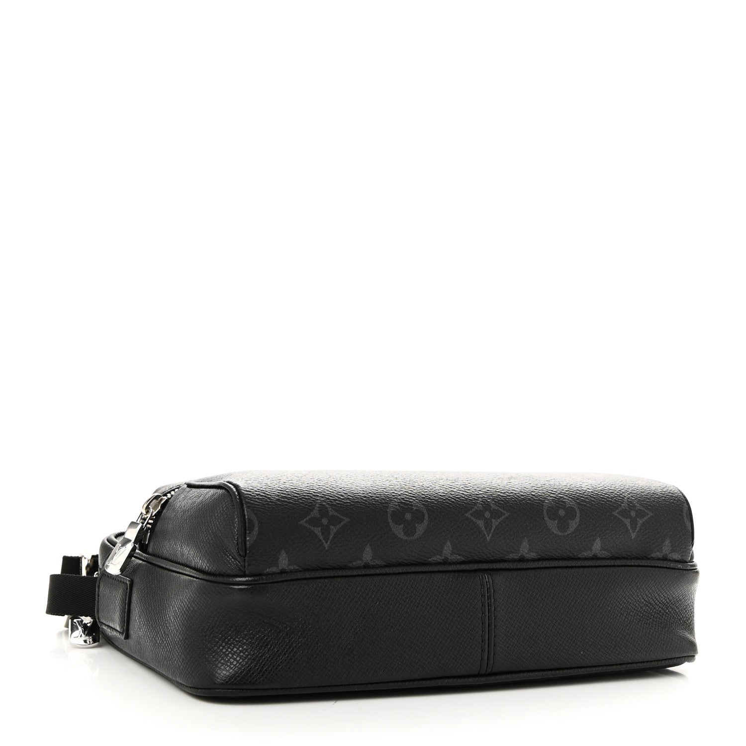 Taiga Monogram Eclipse Outdoor Messenger Black