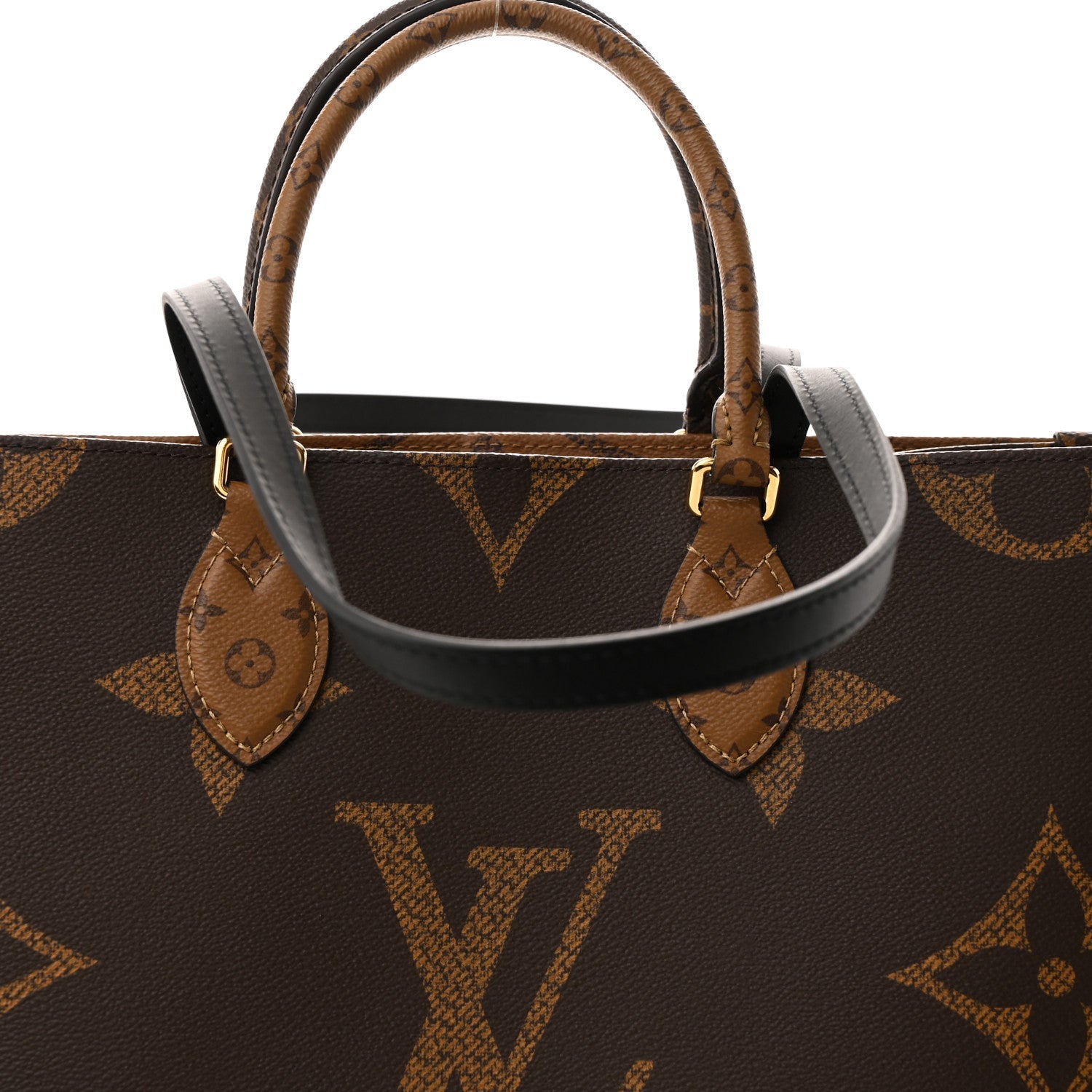 Reverse Monogram Giant Onthego MM