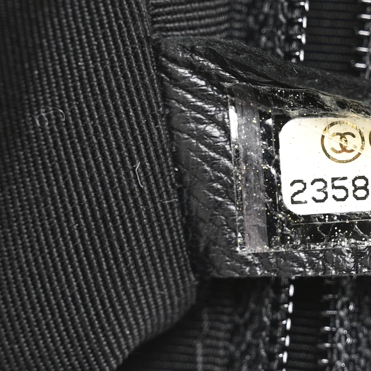 Lambskin Quilted Jumbo Cuba Color Flap White Multicolor