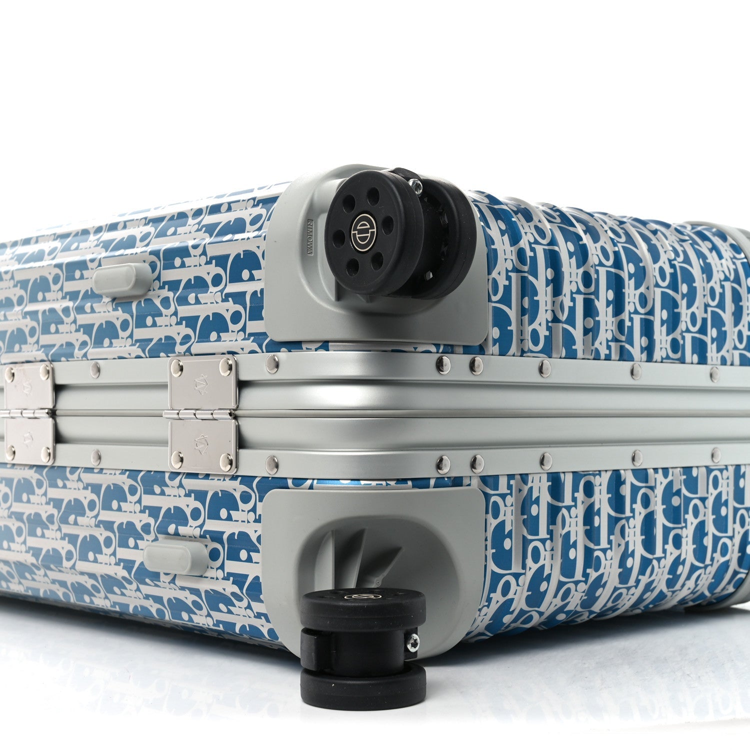 X RIMOWA Aluminum Gradient Cabin Luggage Blue Multi