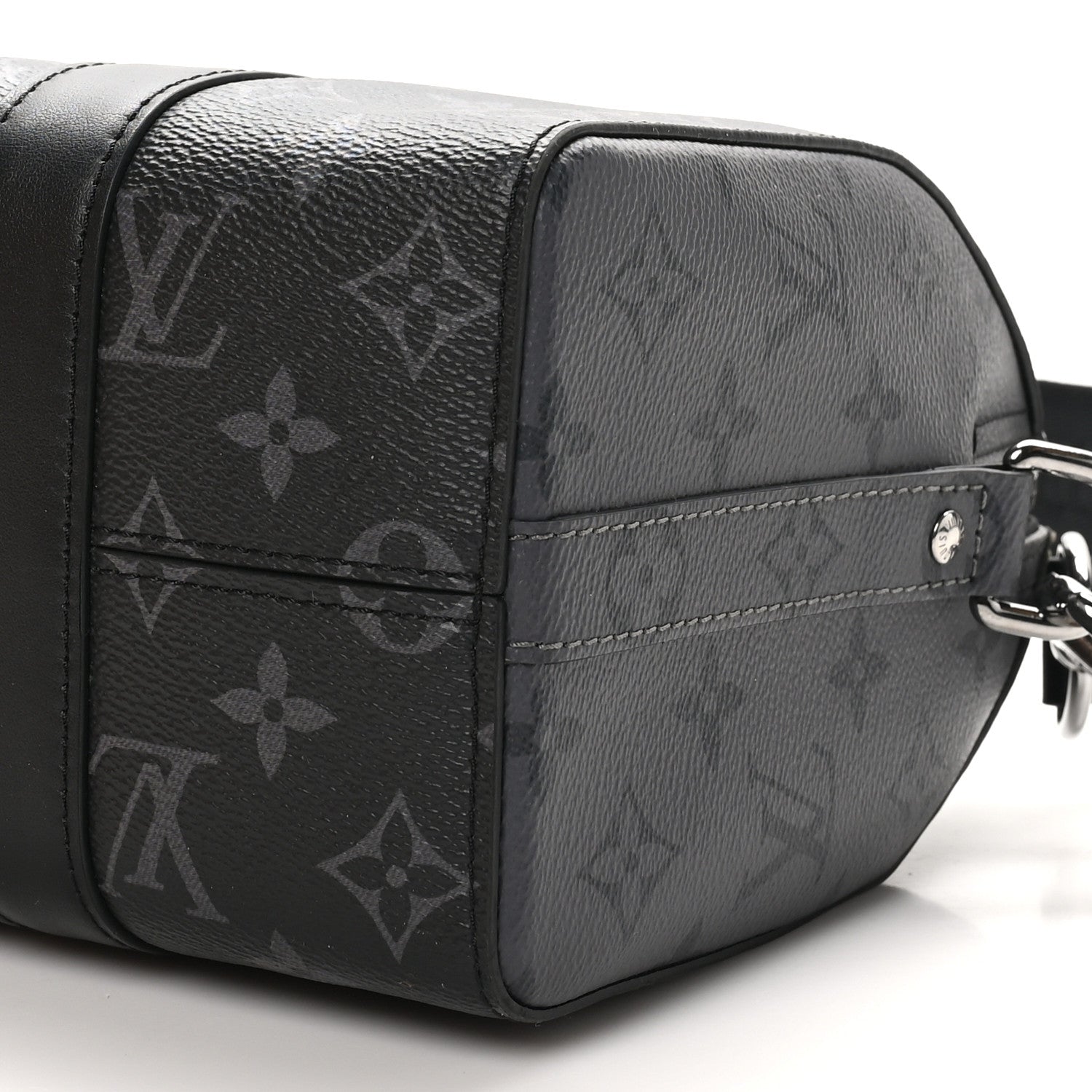 Reverse Monogram Eclipse City Keepall