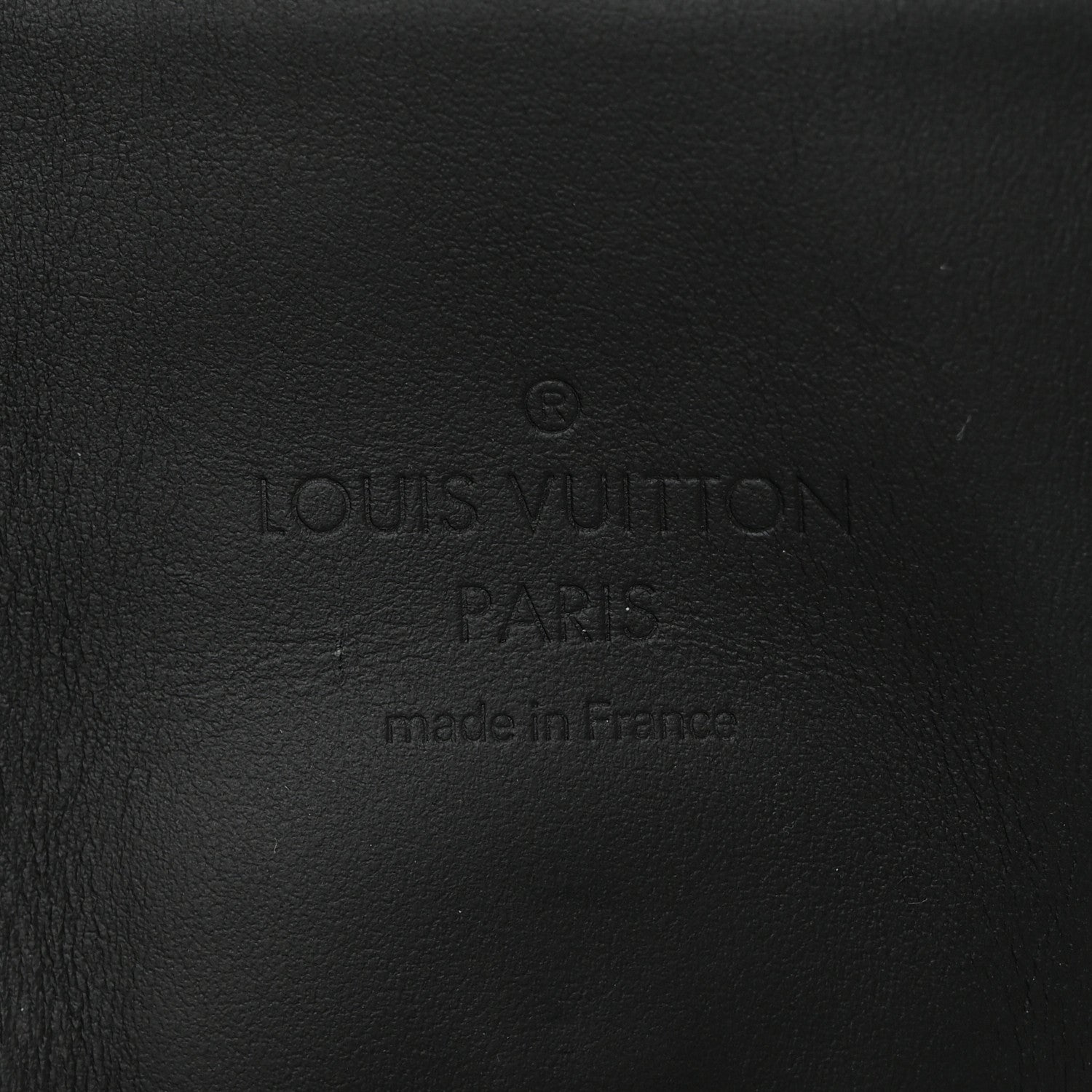 Monogram Eclipse Maxi Noe Sling