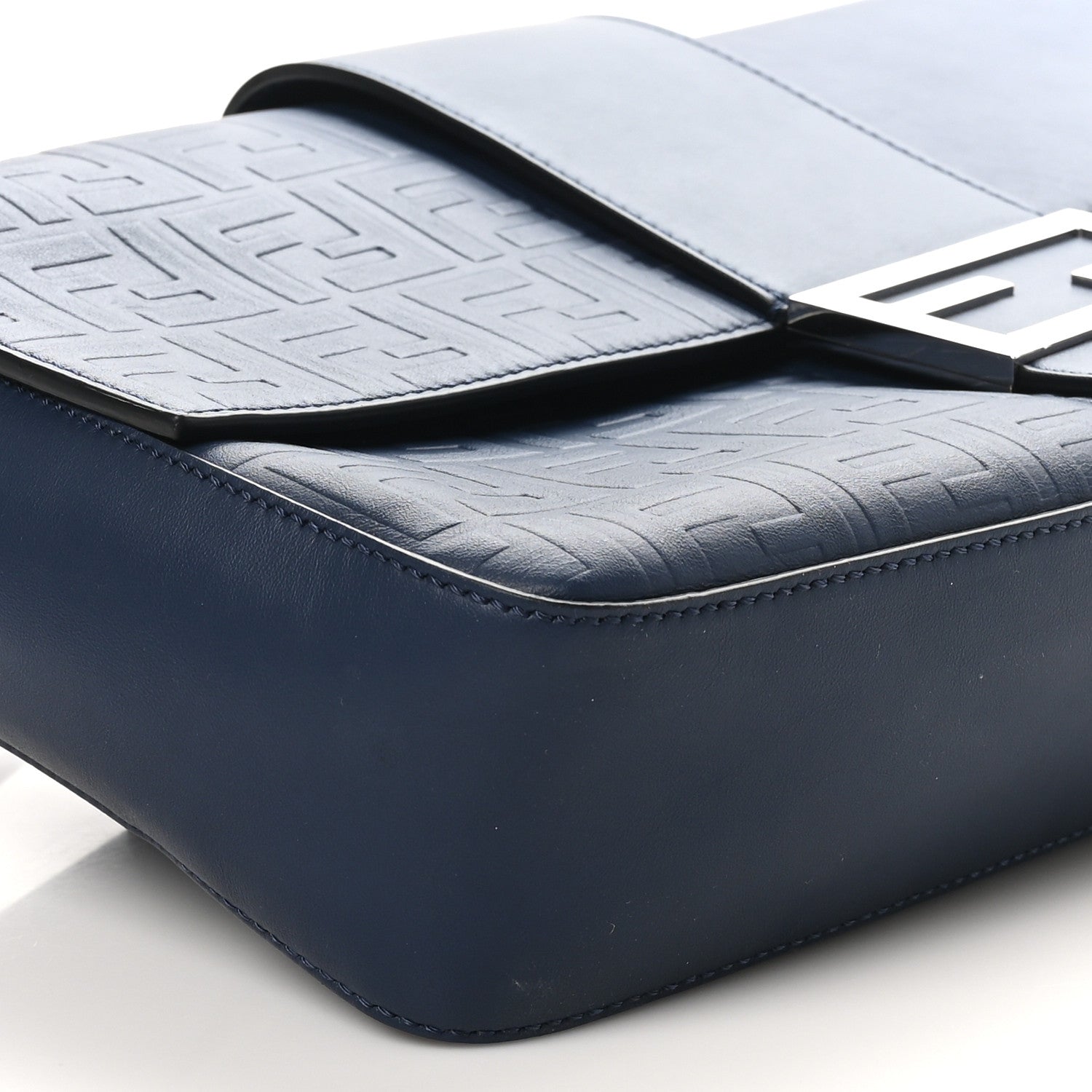 Vitello Grace FF Gradient Embossed Large Baguette Blueberry