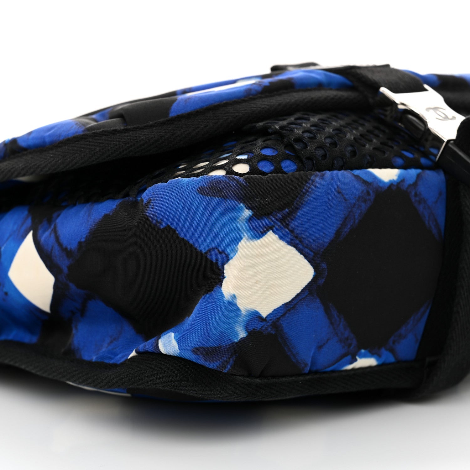 Nylon Mesh Airline Messenger Multicolor