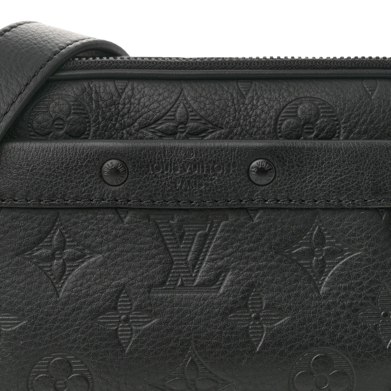 Monogram Shadow Alpha Wearable Wallet