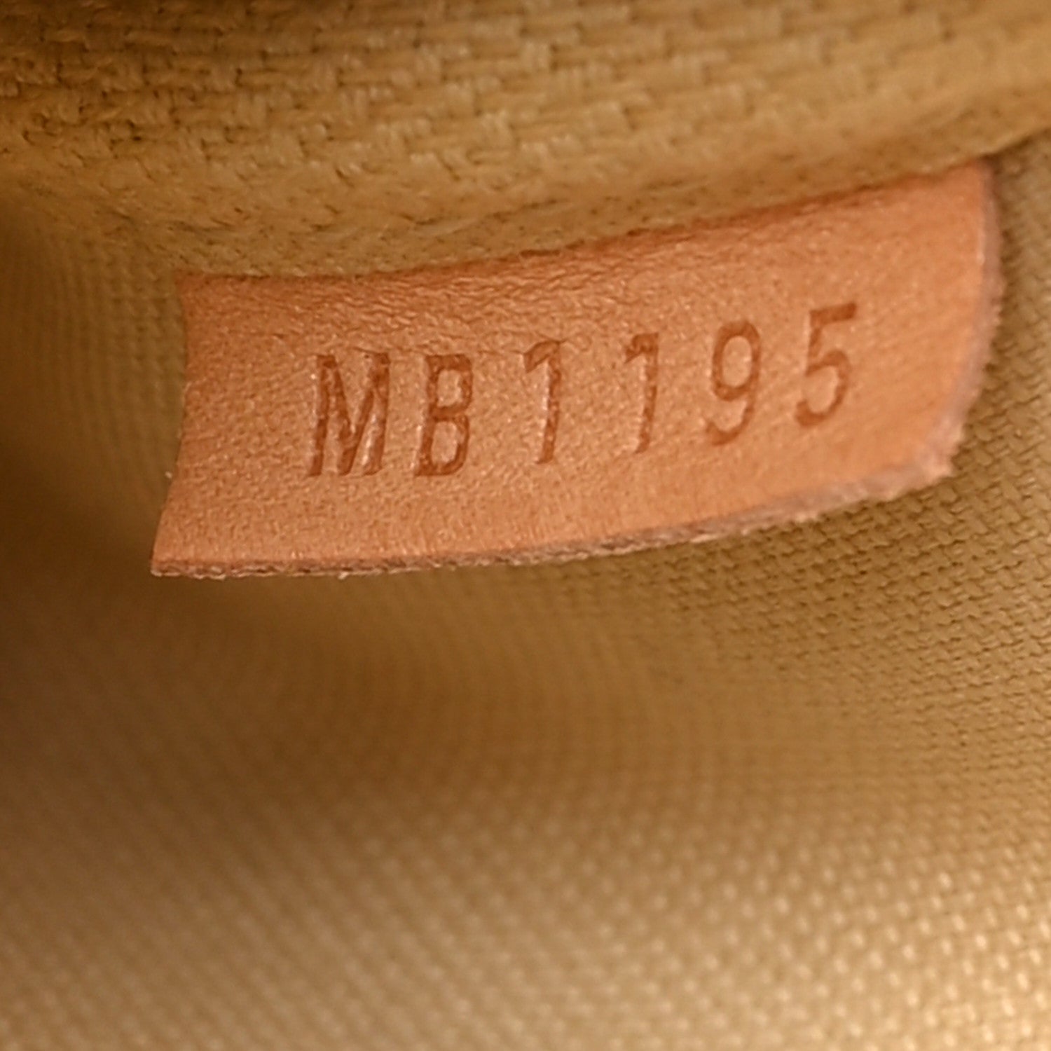 Damier Azur Eva Clutch