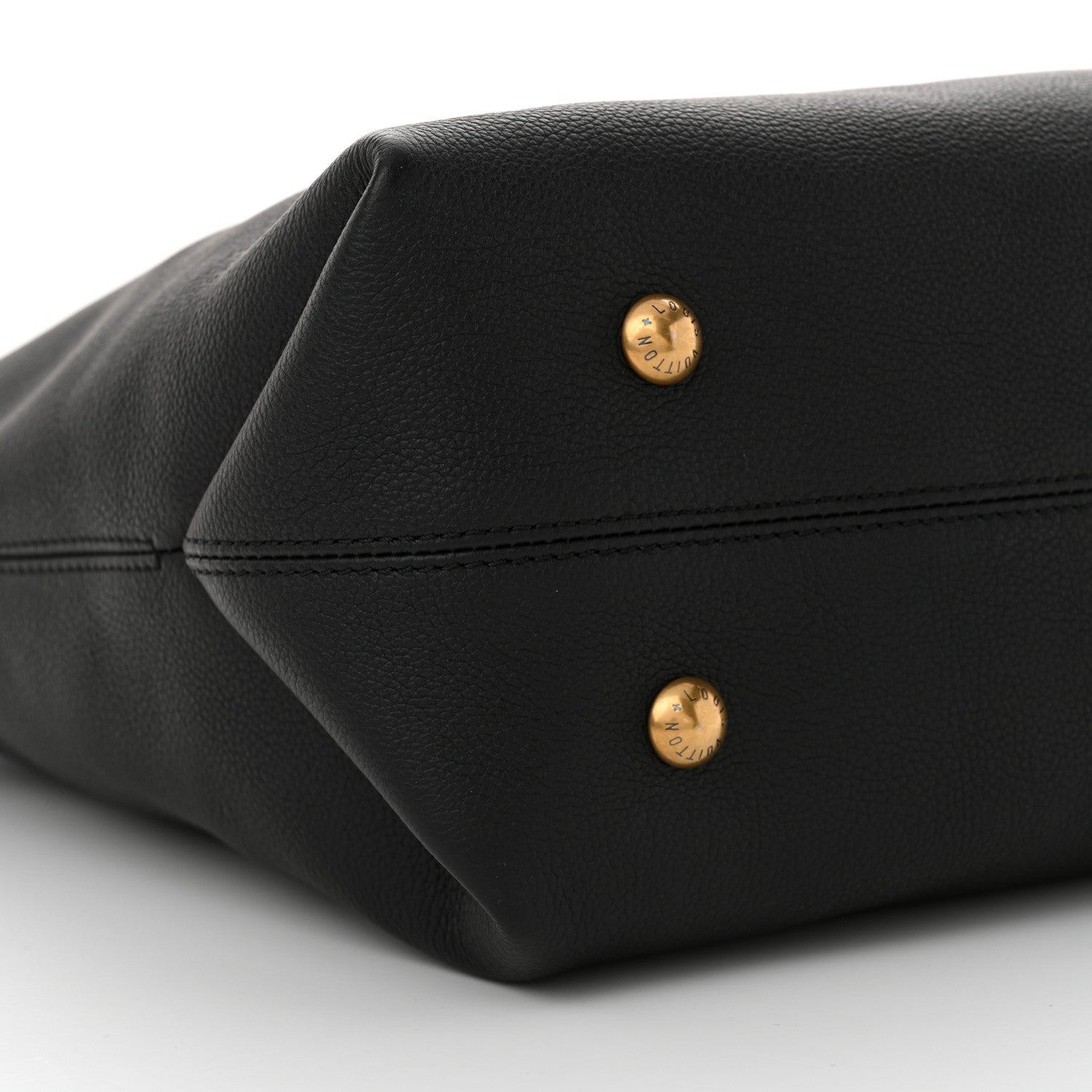 Grained Calfskin Low Key Cabas MM Black