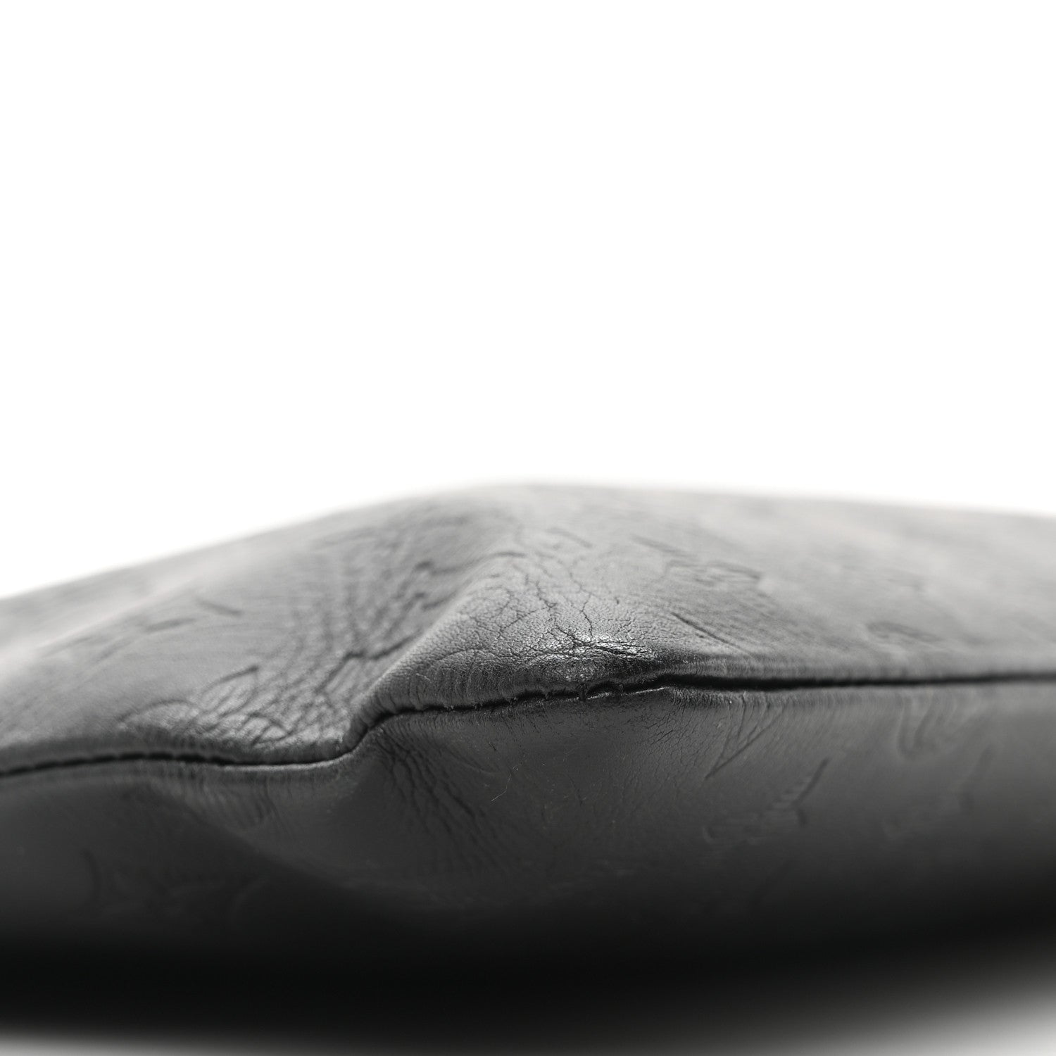 Calfskin Monogram Shadow Discovery Pochette Black