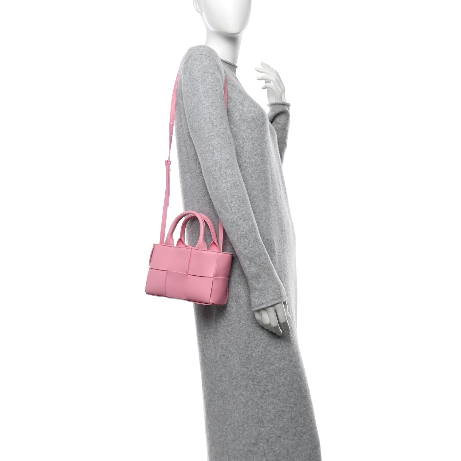Lambskin Maxi Intreccio Candy Arco Tote Ribbon