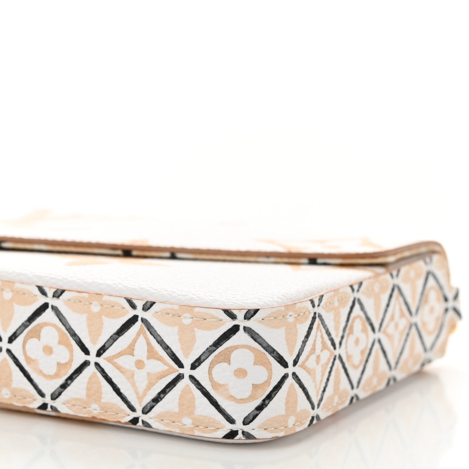 Monogram Giant By The Pool 2.0 Felicie Pochette Chain Wallet Beige