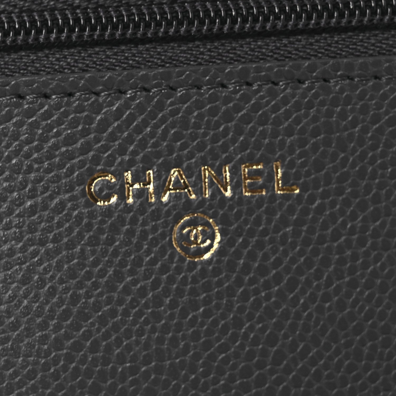 Caviar Quilted Wallet on Chain WOC Grey