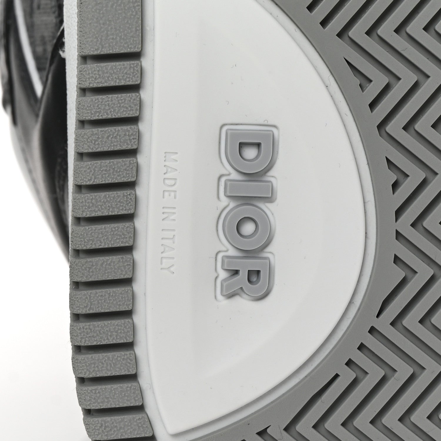 Smooth Calfskin Jacquard Oblique Mens B27 High Top Sneakers 40 Grey