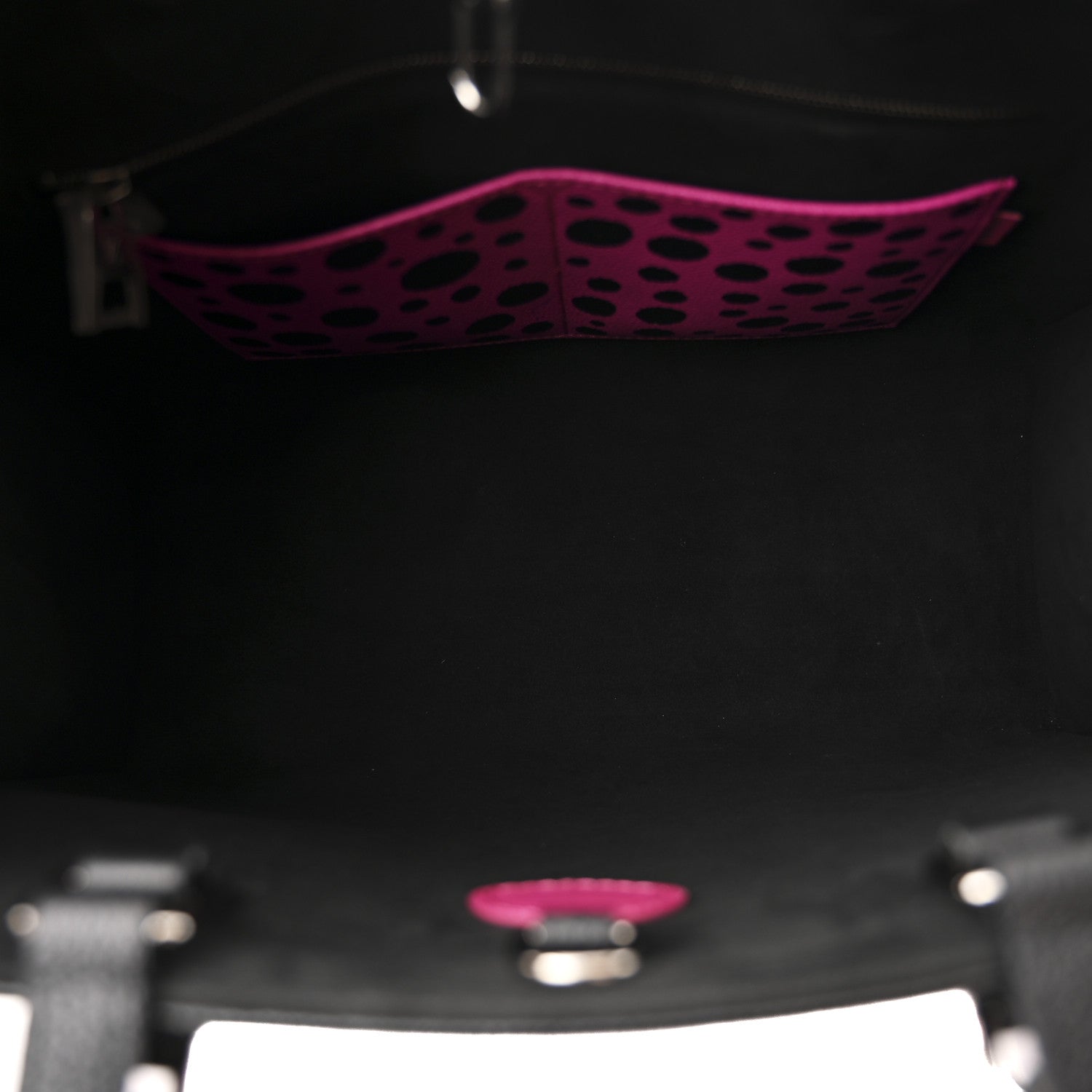 LV X YK Empreinte Monogram Giant Onthego MM Black Fuchsia