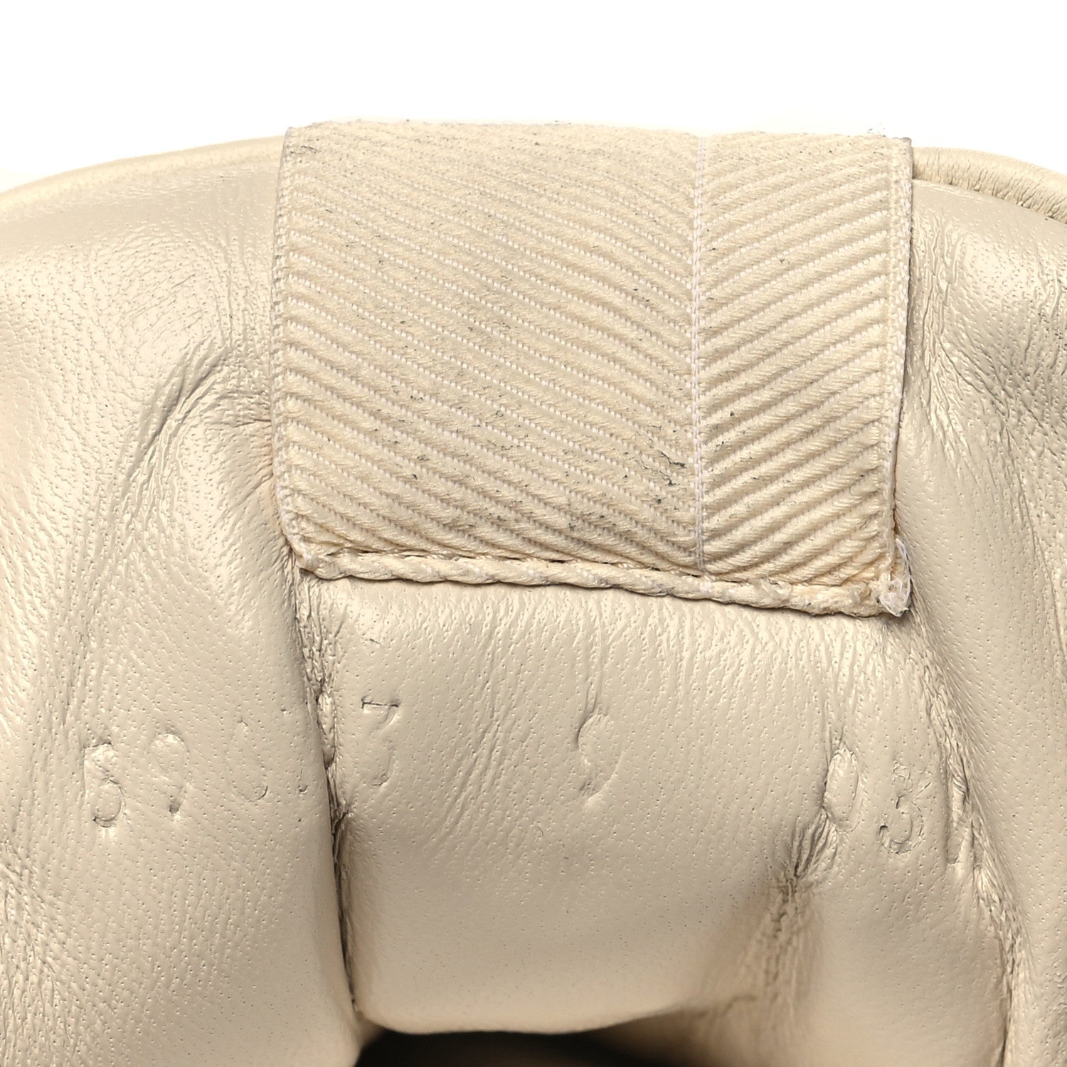 Soft Calfskin Mens Rhyton Sneakers 9 Ivory