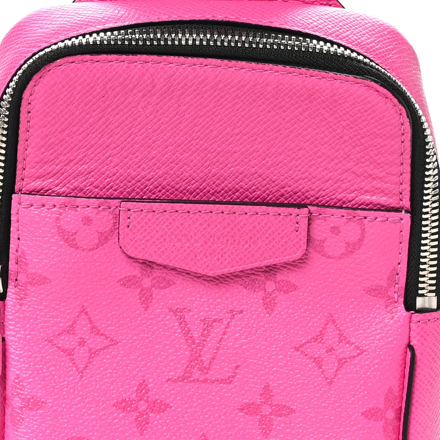 Taigarama Outdoor Slingbag Fuchsia