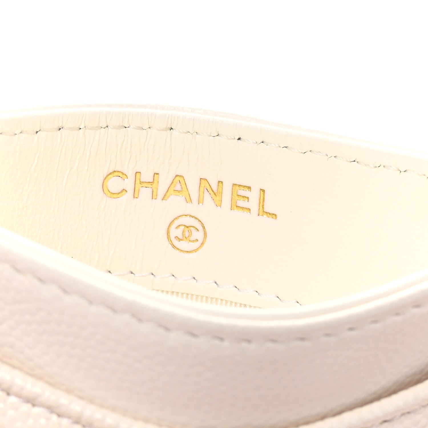 Caviar Quilted Card Holder White